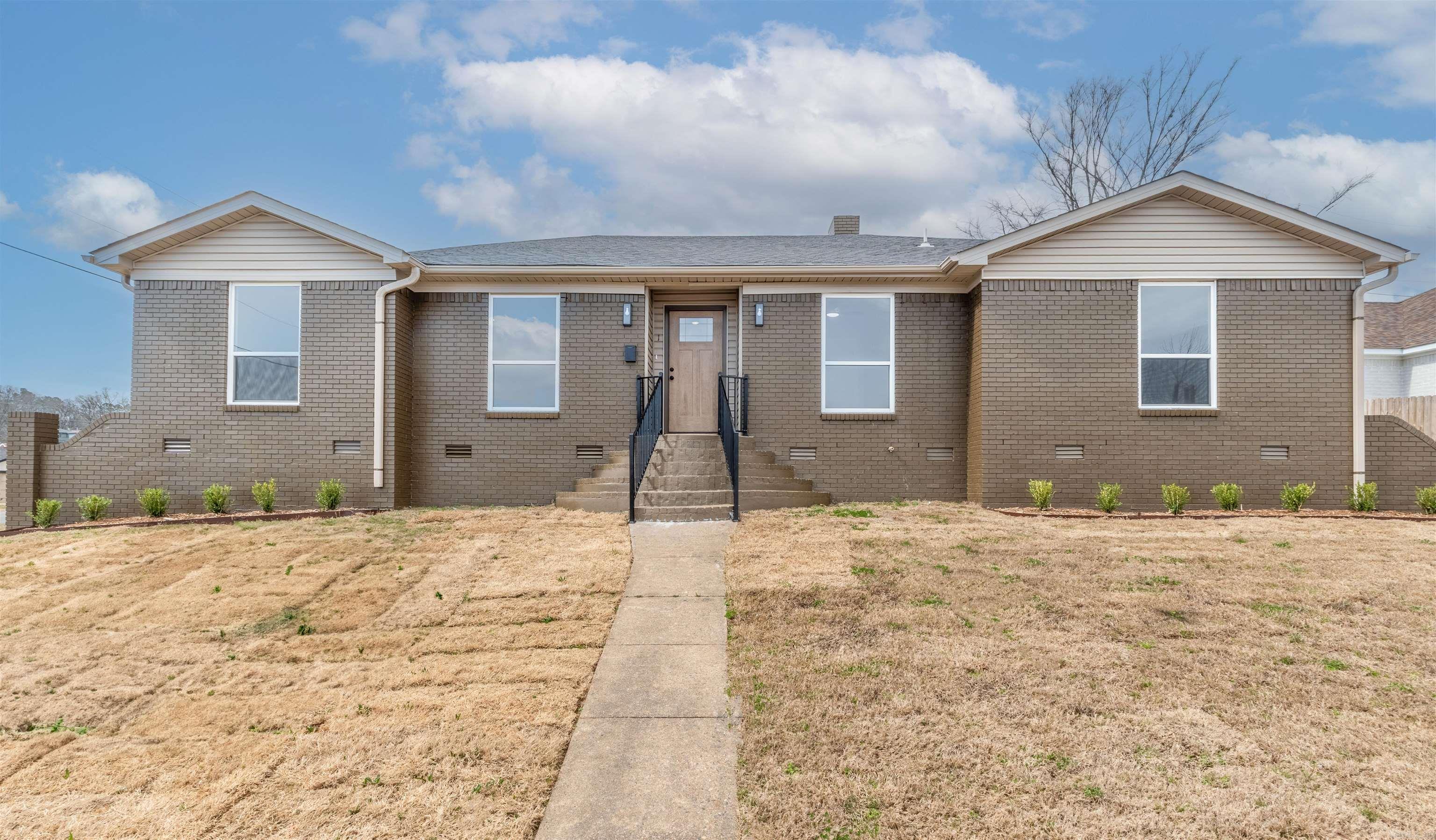 1 Cobble Hill Road Little Rock, AR 72211
