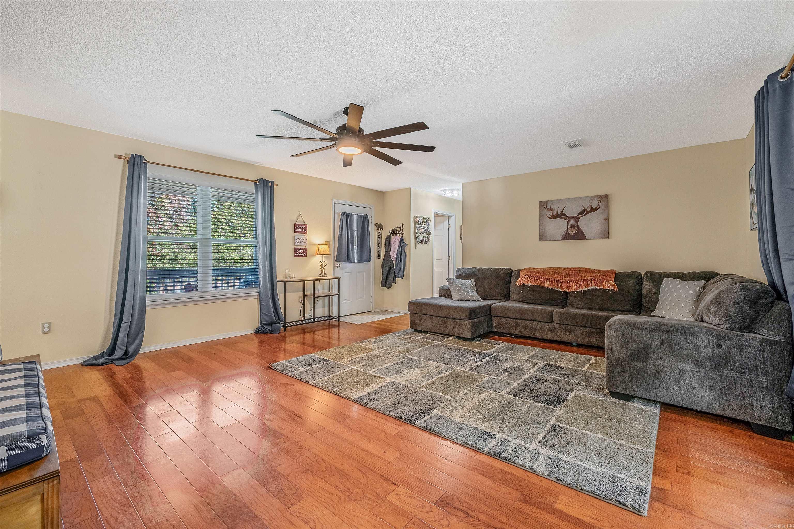 10813  Garrison  Little Rock, AR