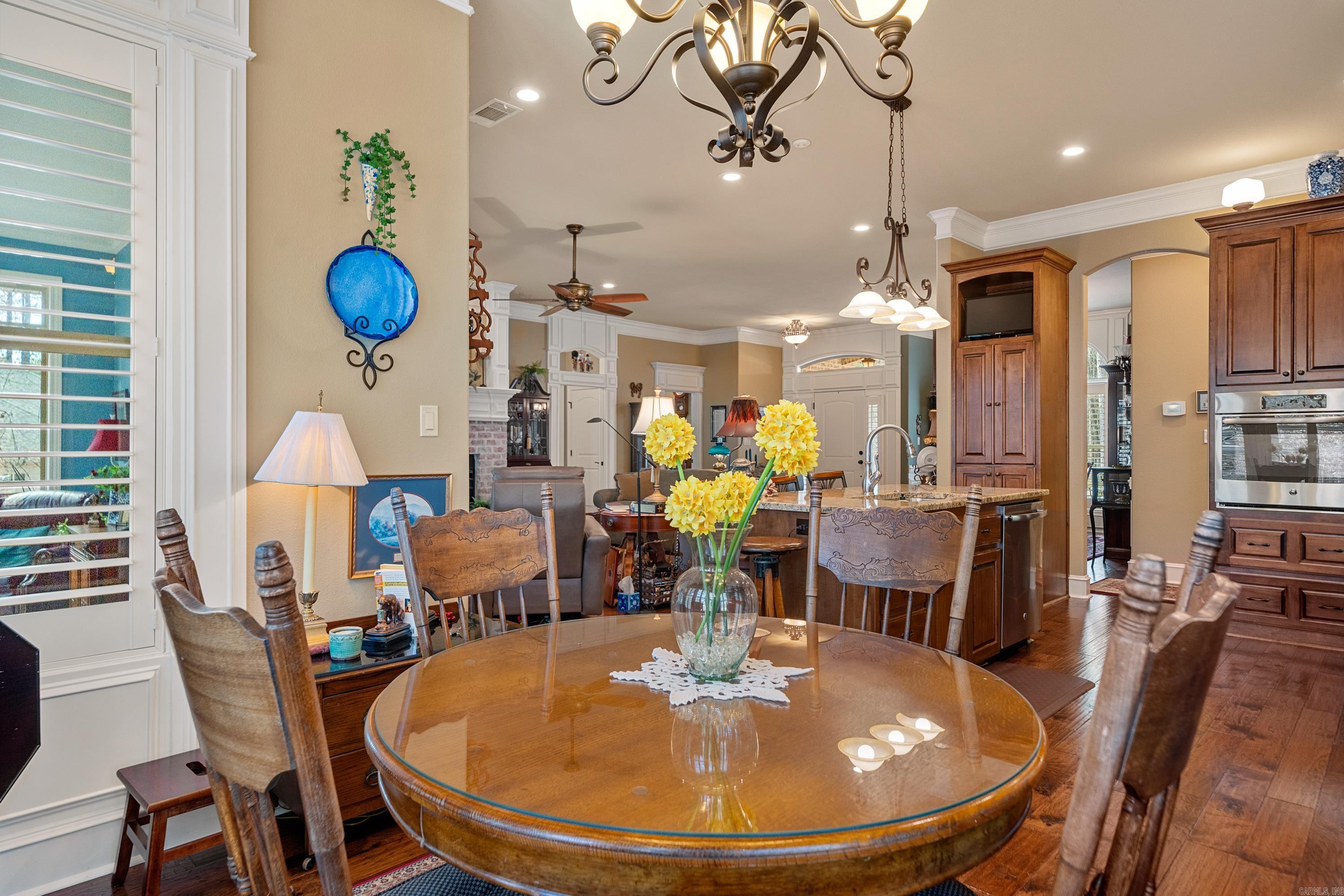 16  Alabanza Ln  Hot Springs Village, AR
