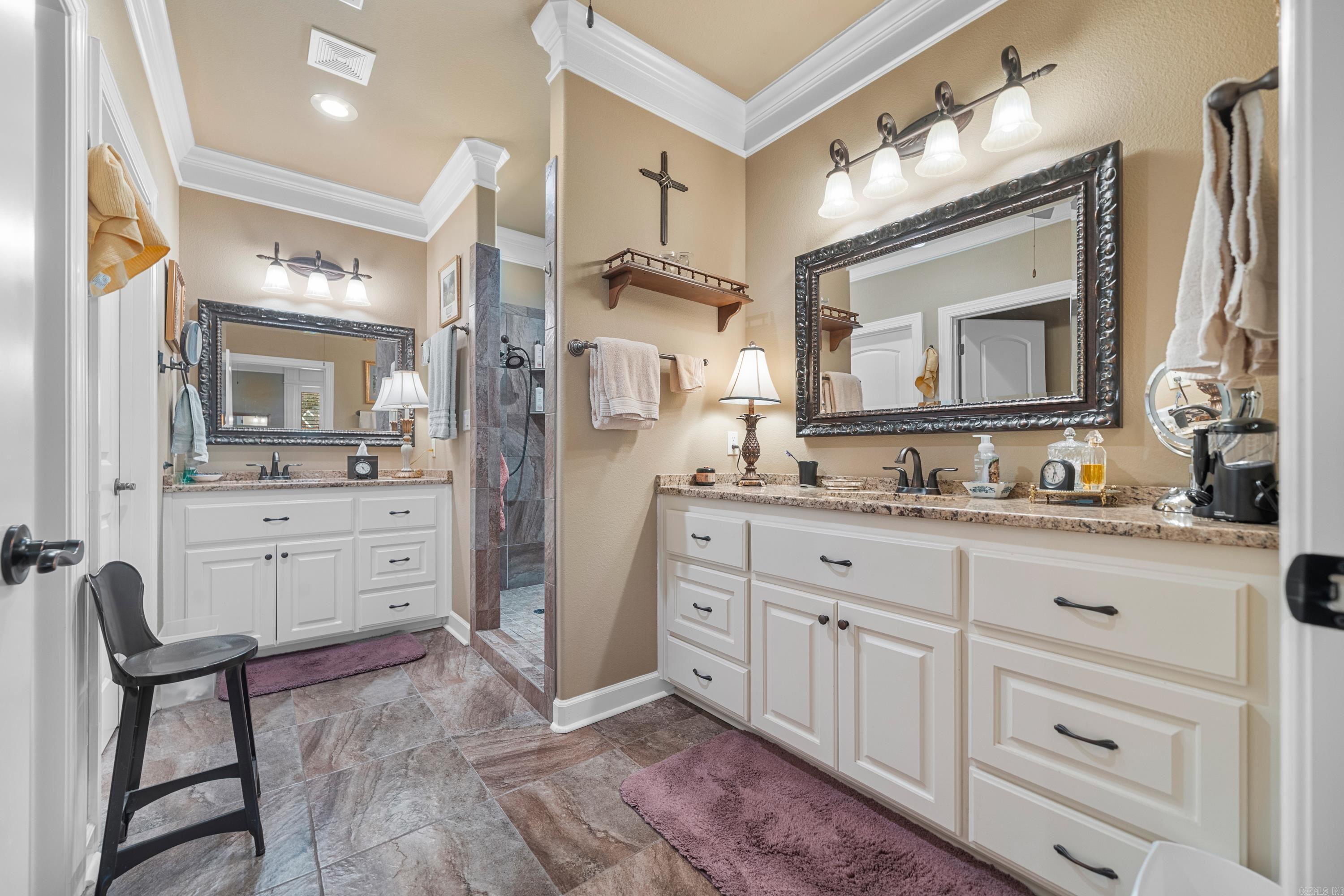 16  Alabanza Ln  Hot Springs Village, AR