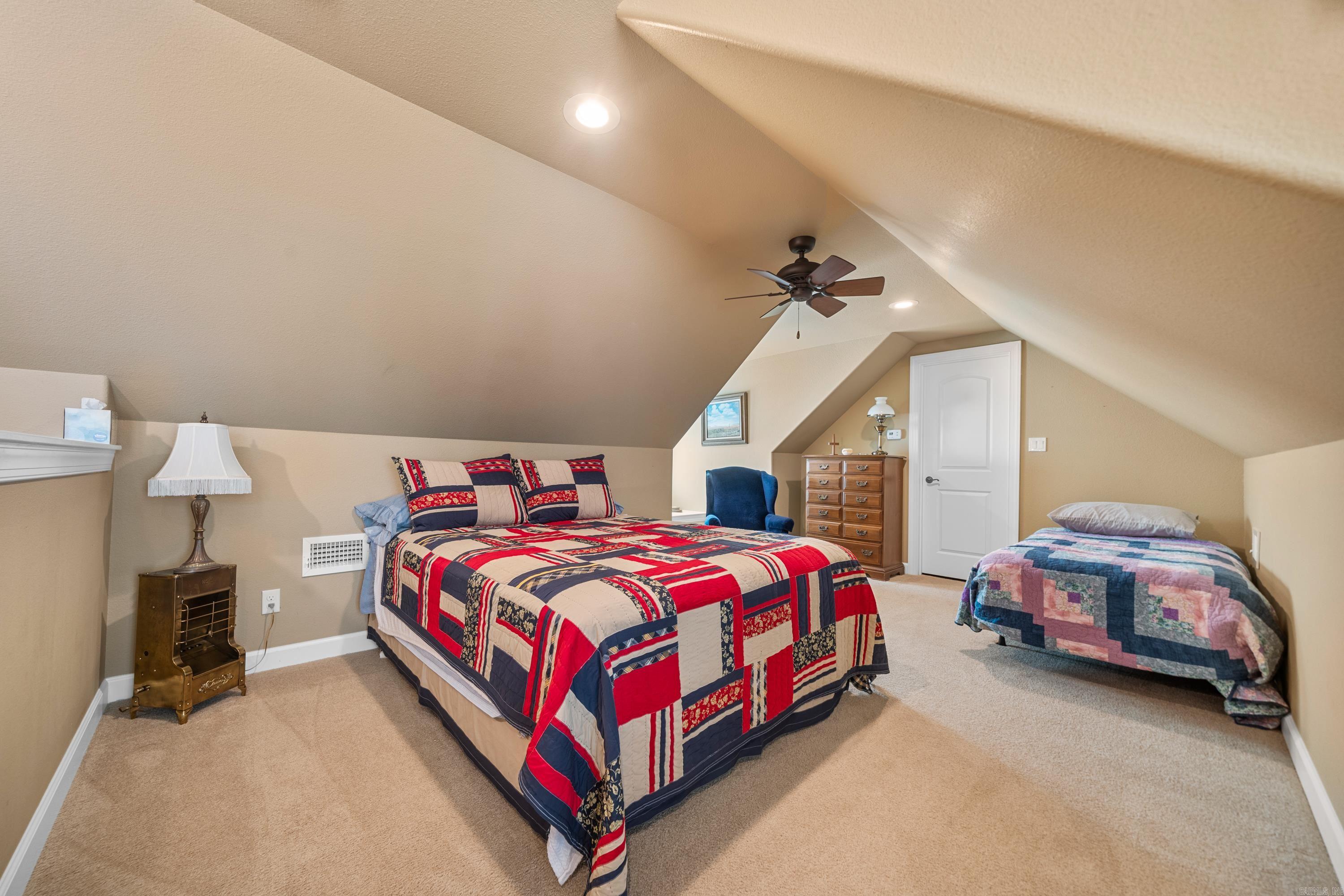 16  Alabanza Ln  Hot Springs Village, AR