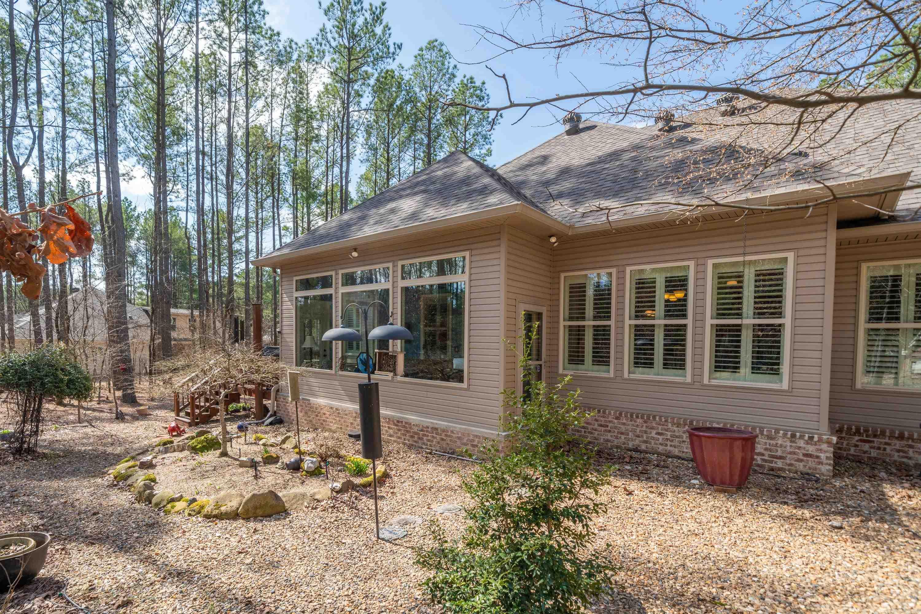 16  Alabanza Ln  Hot Springs Village, AR