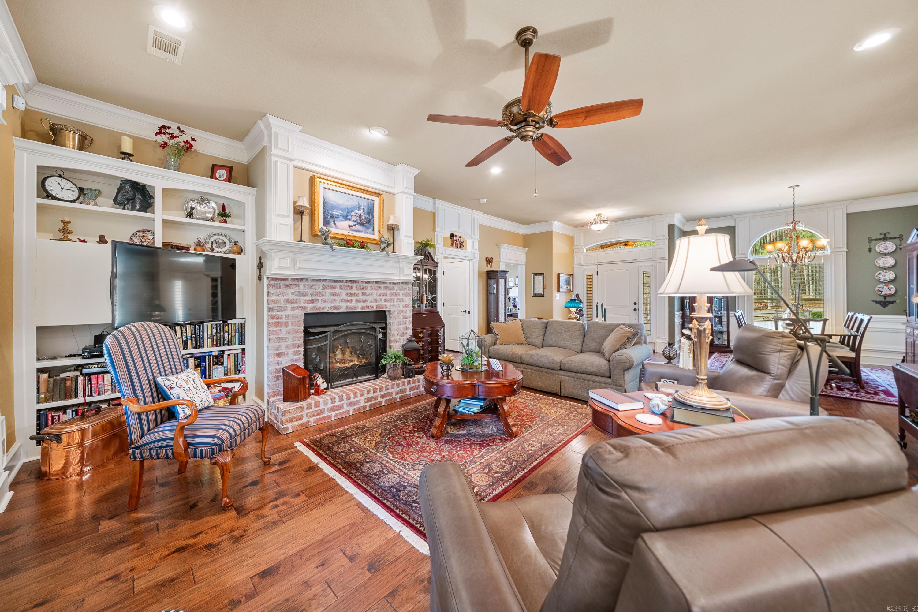 16  Alabanza Ln  Hot Springs Village, AR