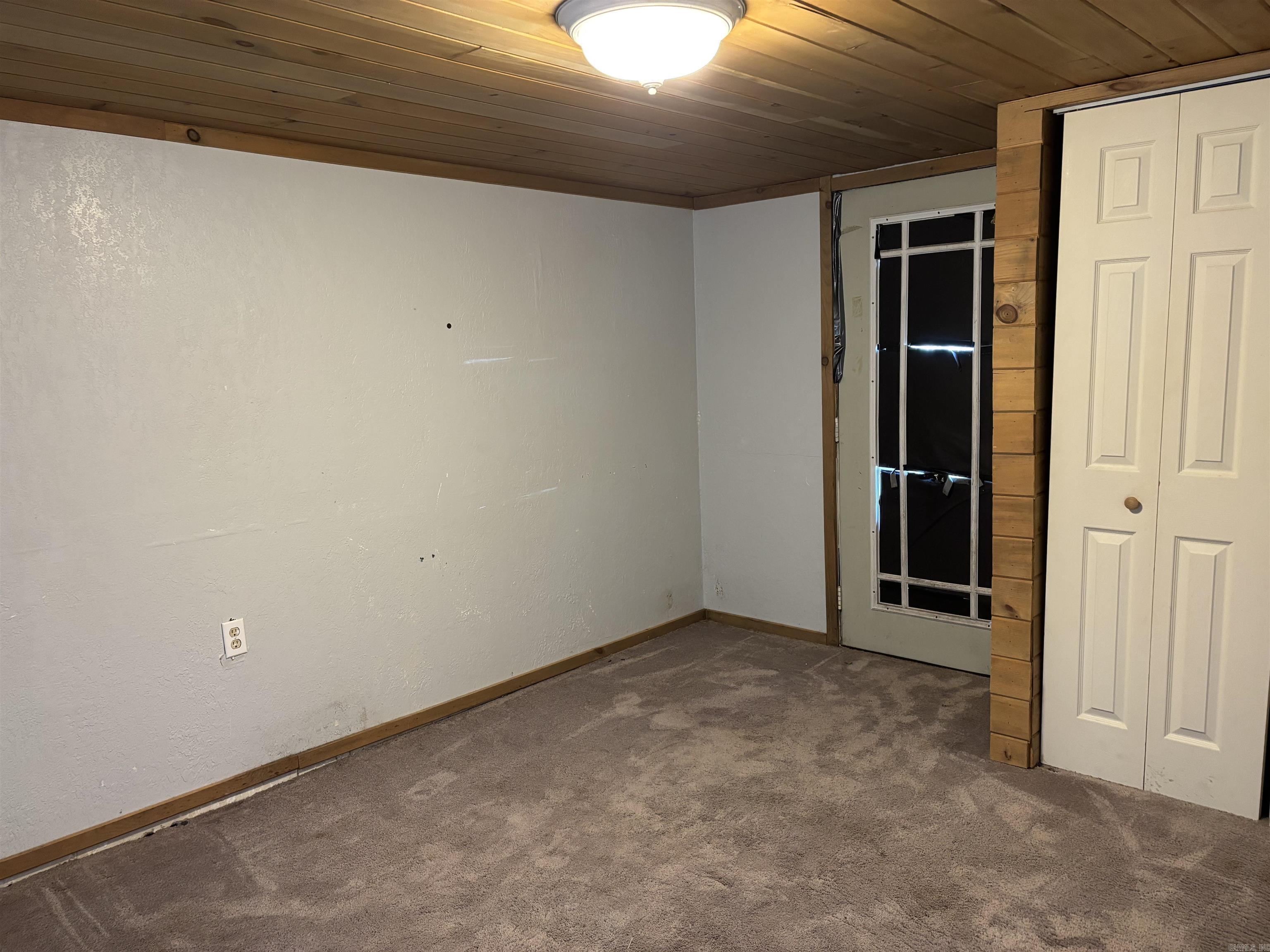 591  Main  Pleasant Plains, AR
