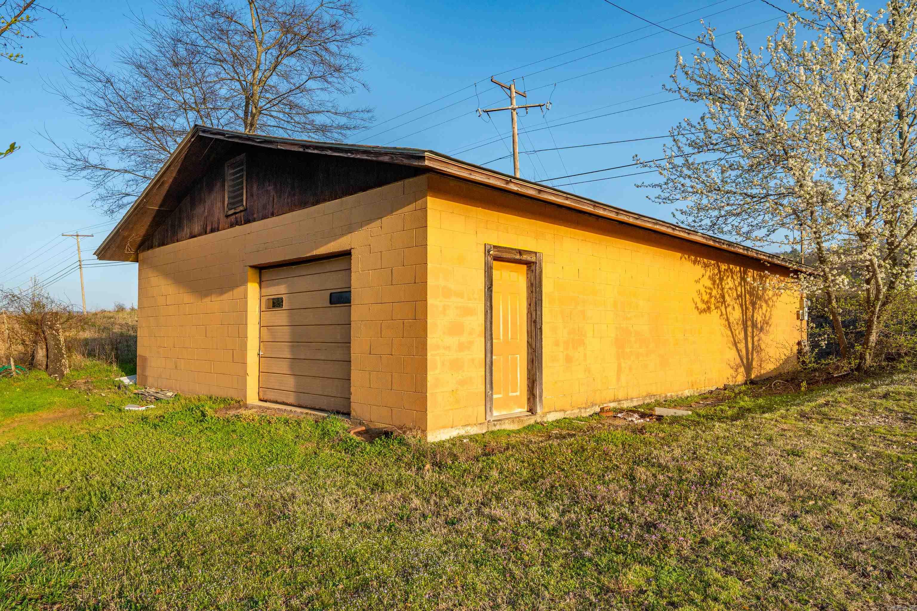 2747  Spring  Hot Springs, AR
