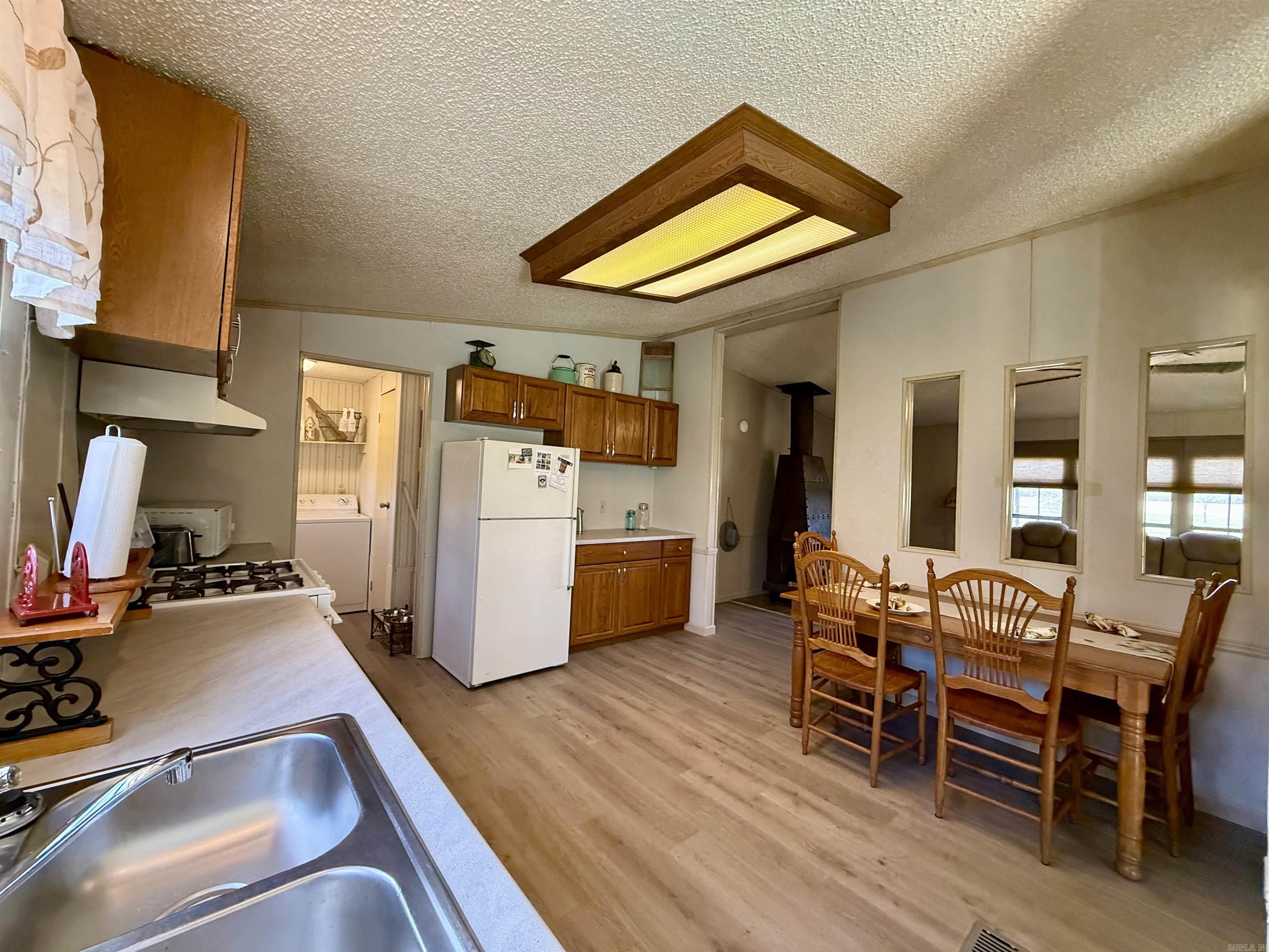 7 Iveon Clay Road Pangburn, AR 72121