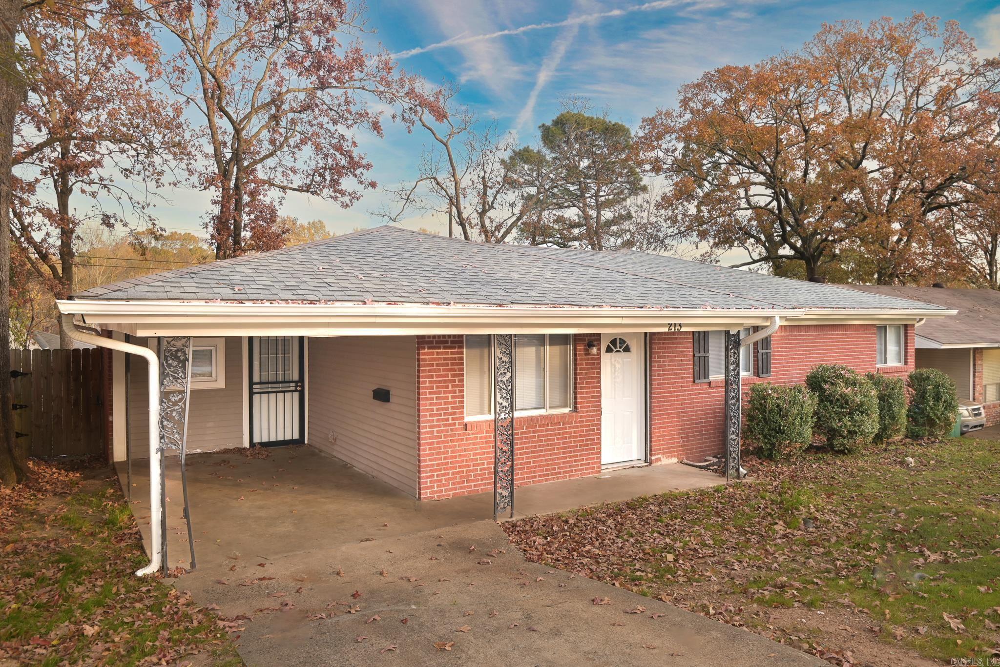 213  Santa Fe Trl  Little Rock, AR