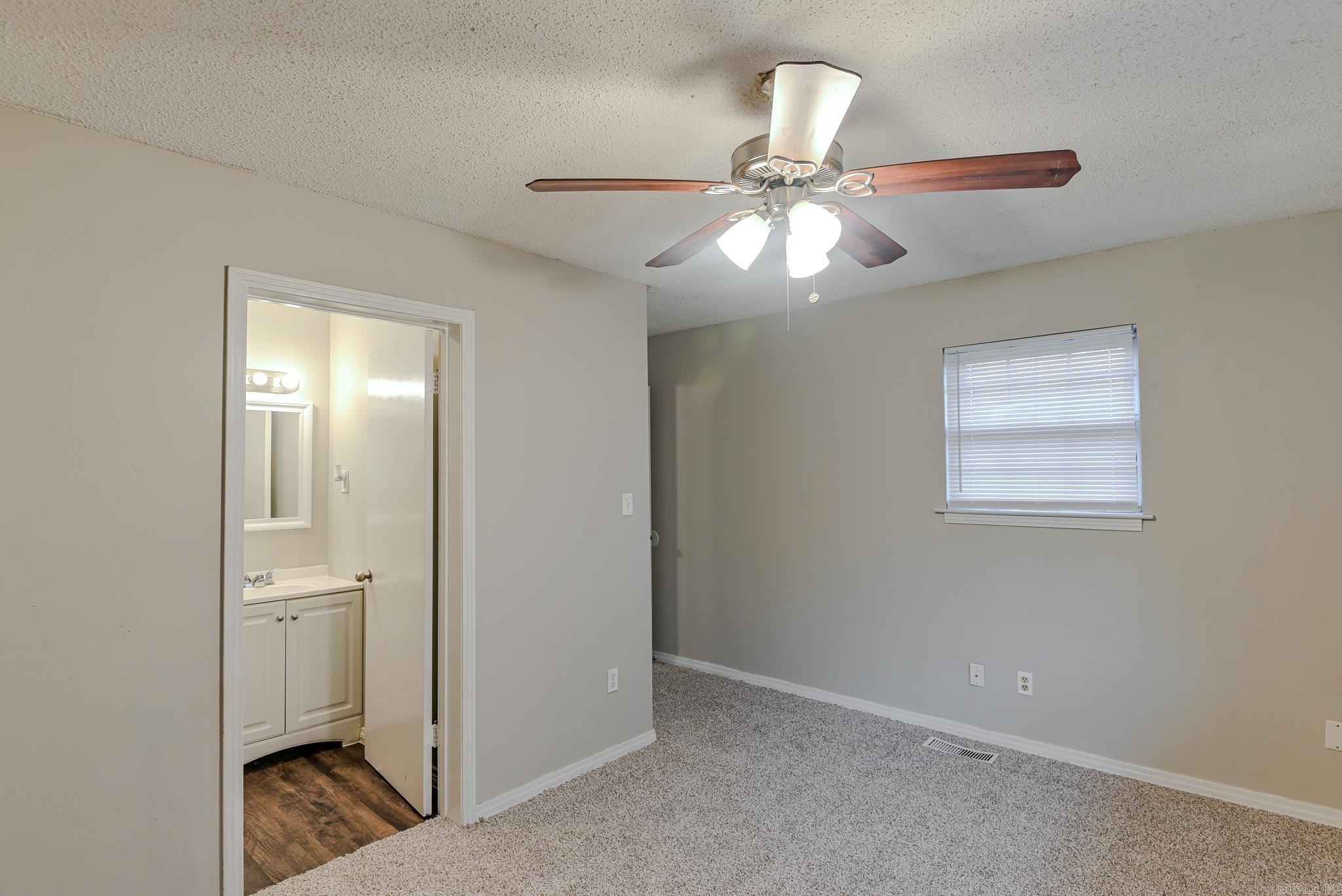 213  Santa Fe Trl  Little Rock, AR