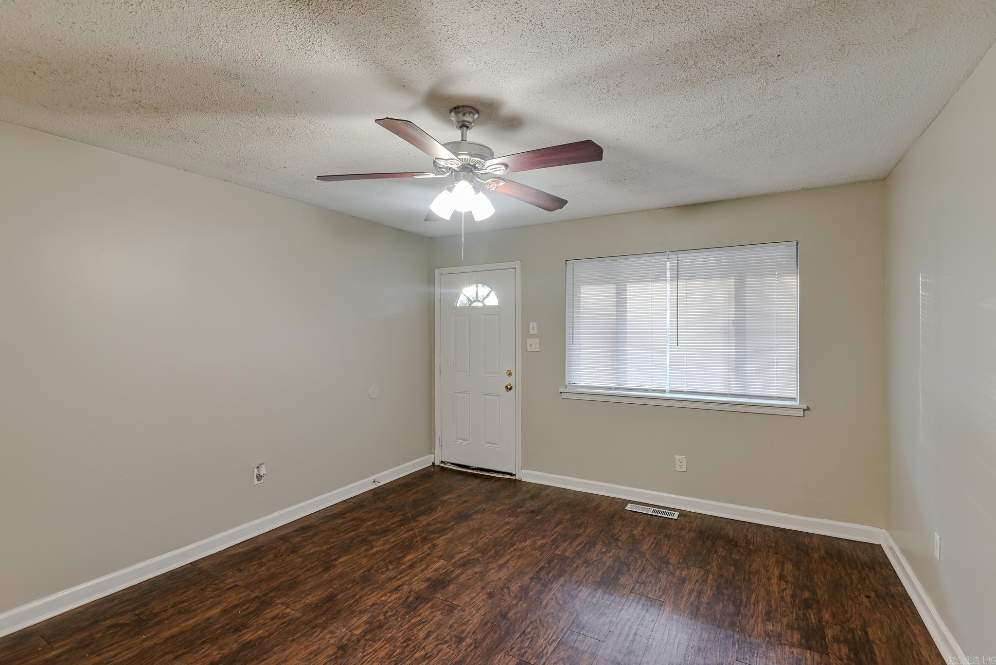 213  Santa Fe Trl  Little Rock, AR