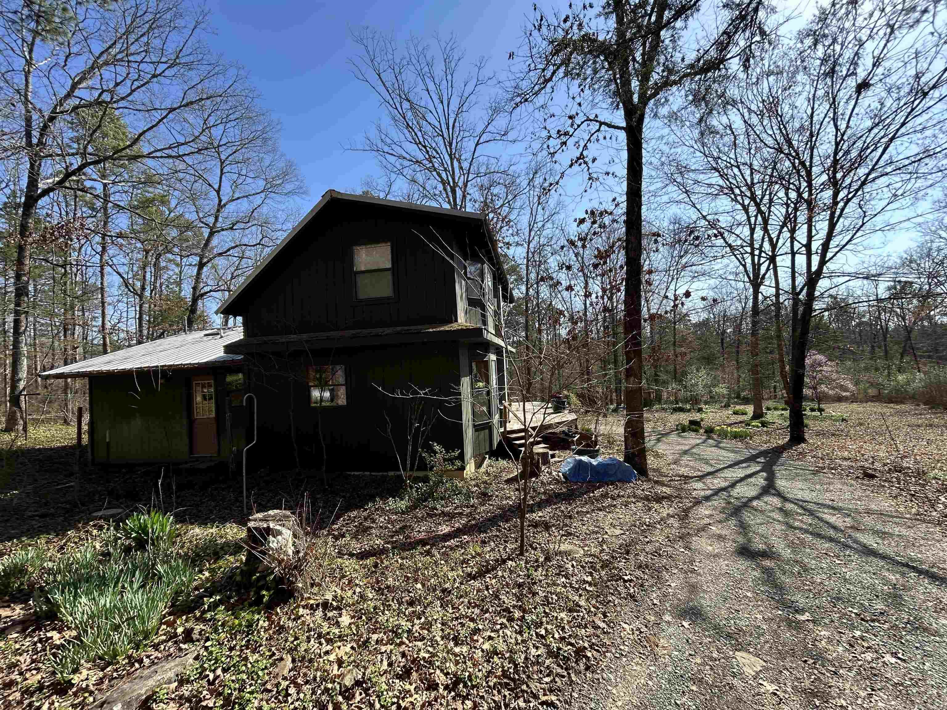 207  Marpen  Clinton, AR