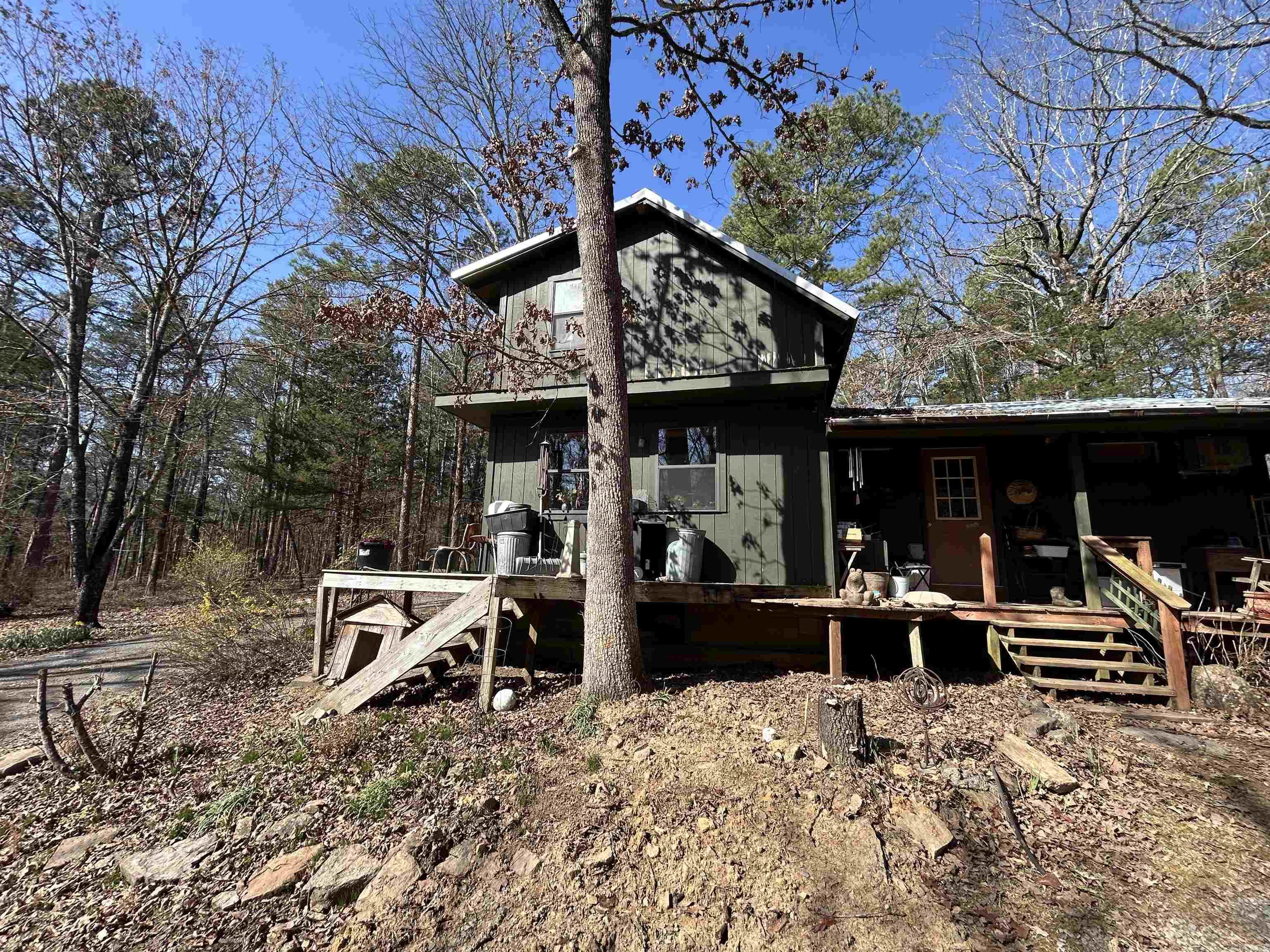 207  Marpen  Clinton, AR