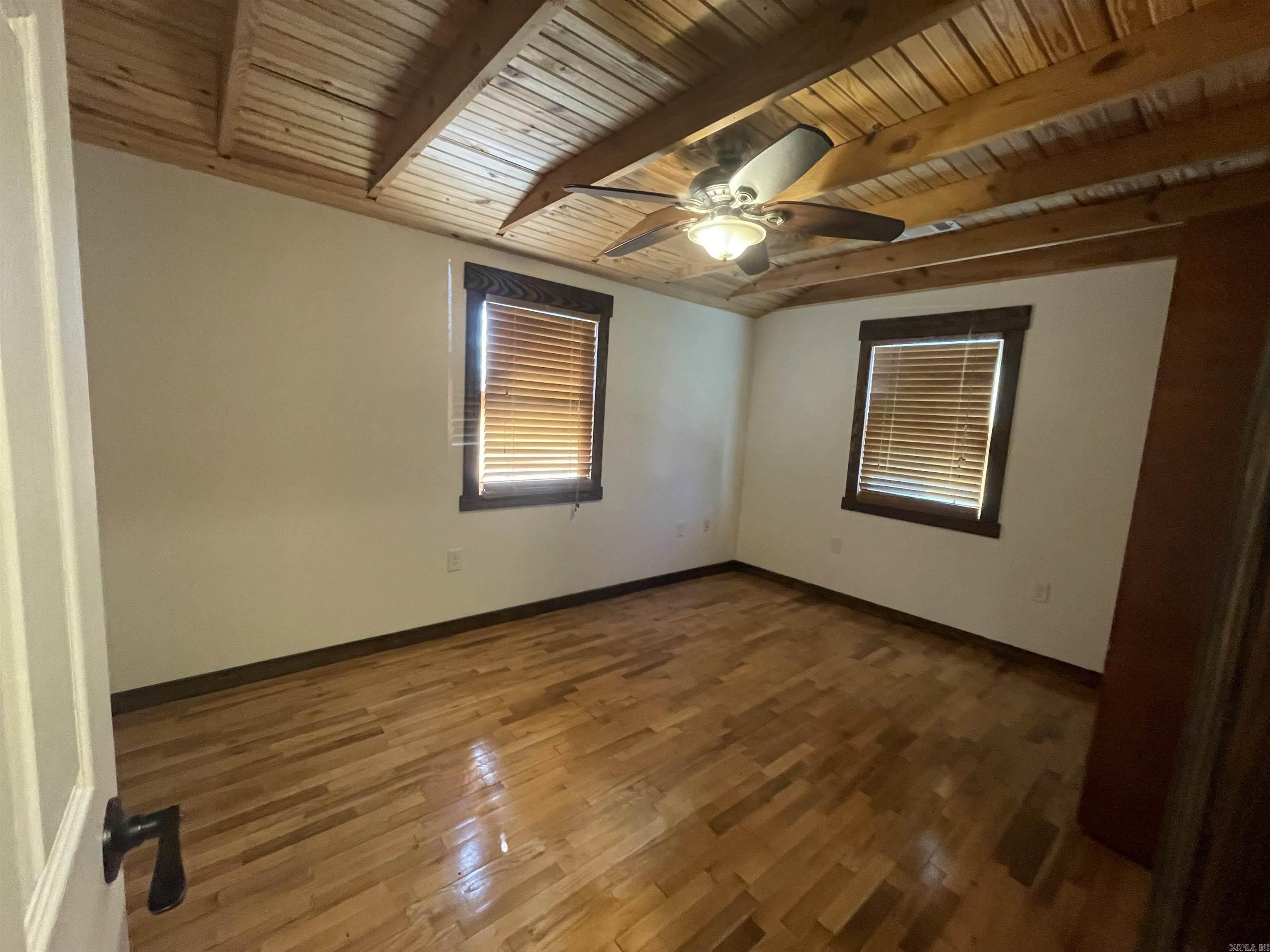 82  Herpel Road  Mountain View, AR