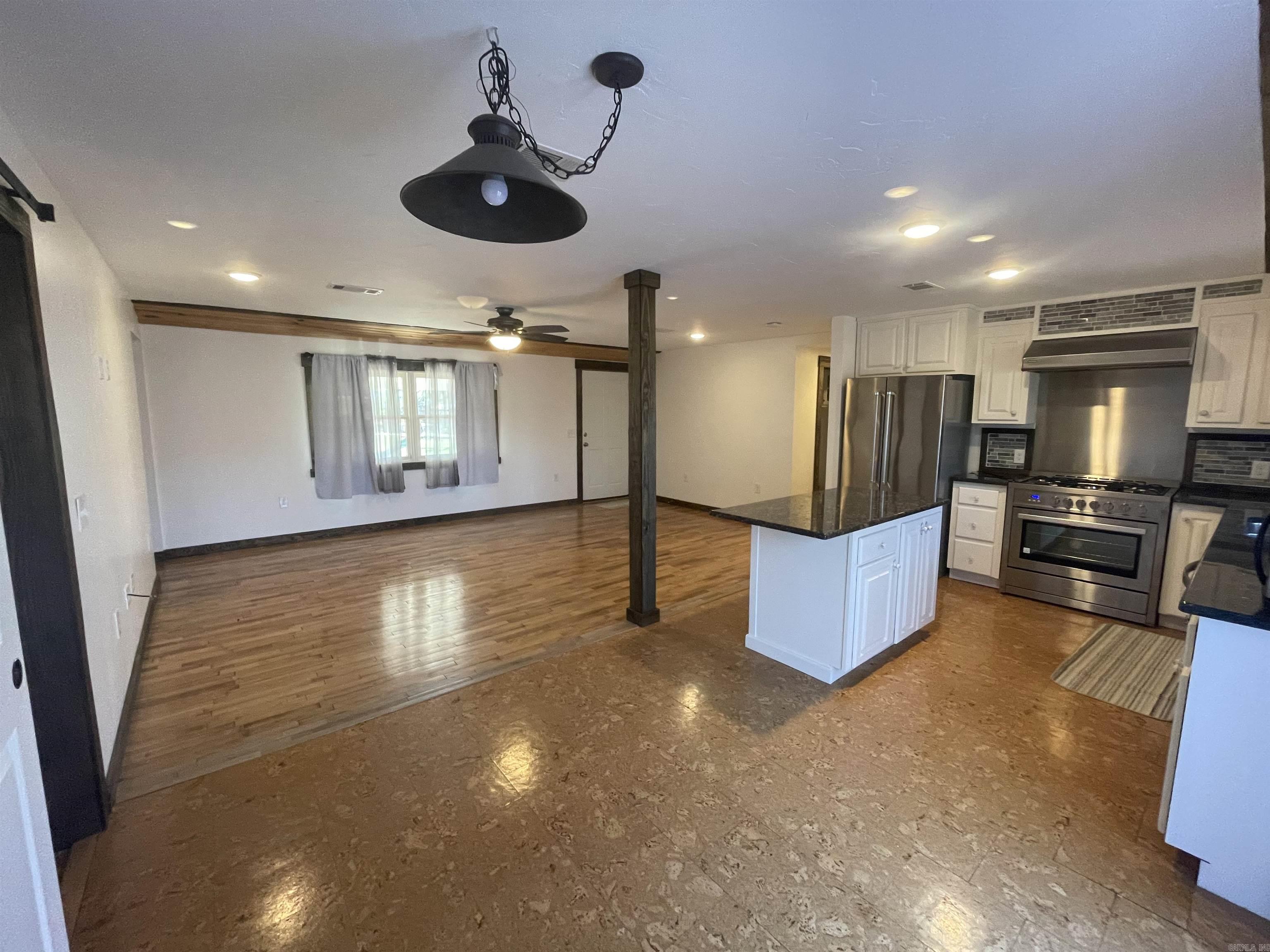 82  Herpel Road  Mountain View, AR