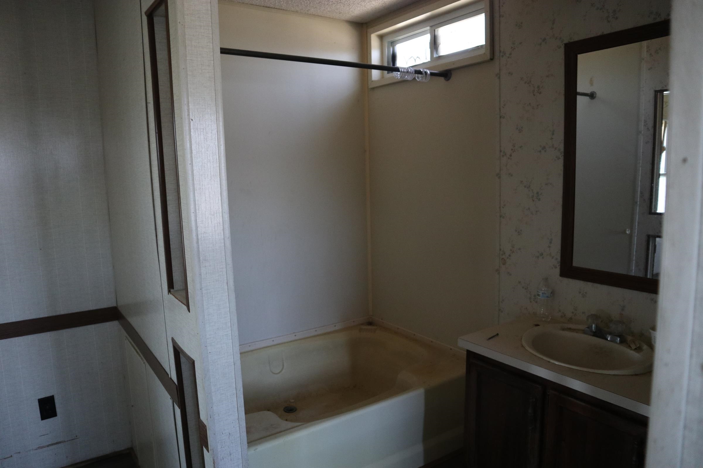 12942  Hwy 62/412 E  Ash Flat, AR