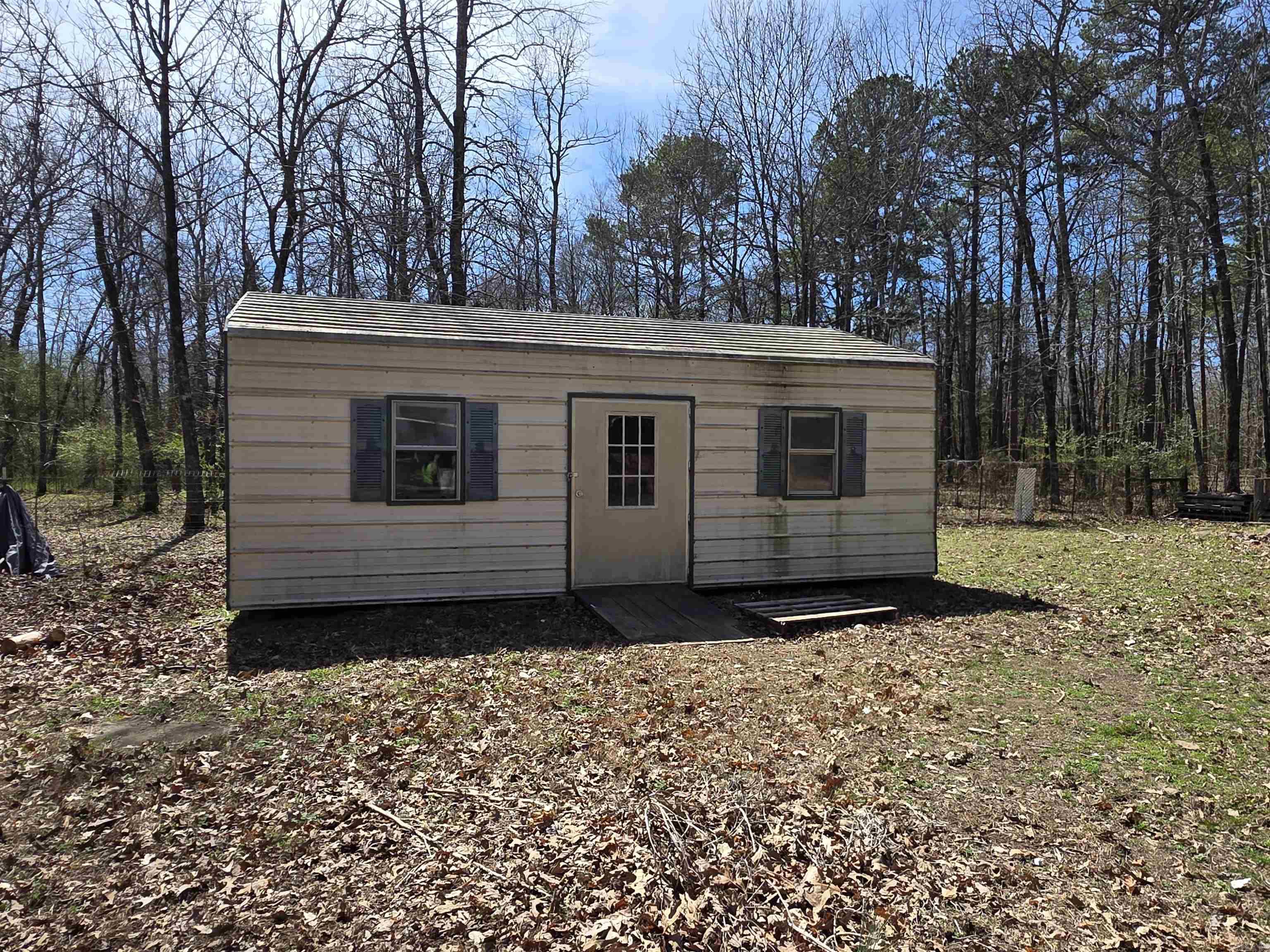 123  Folsom  Mena, AR
