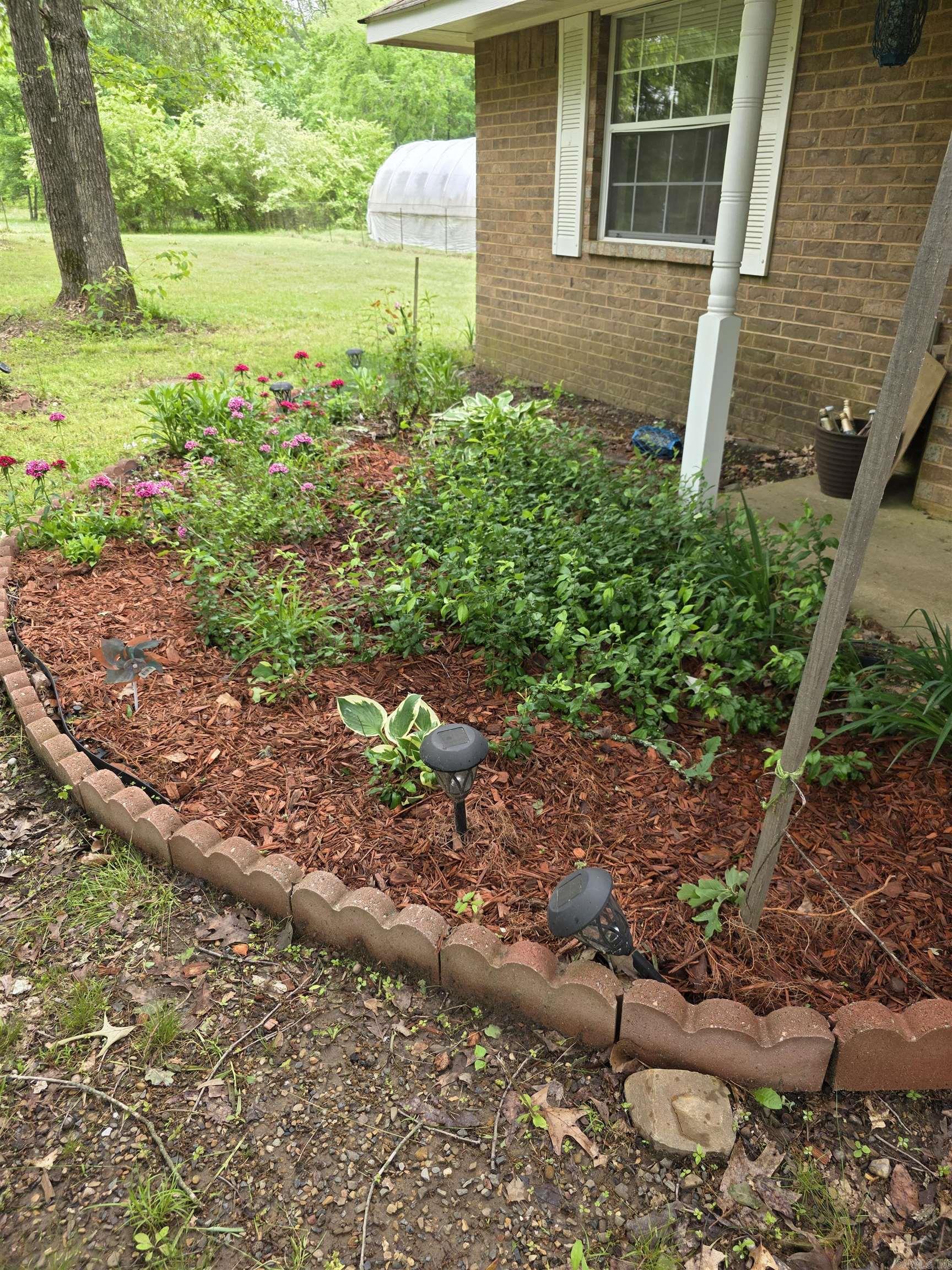 123  Folsom  Mena, AR