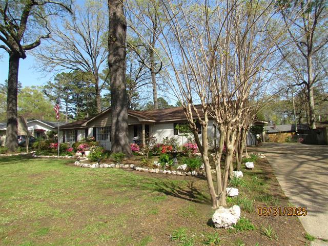 1415  Chestnut  Crossett, AR