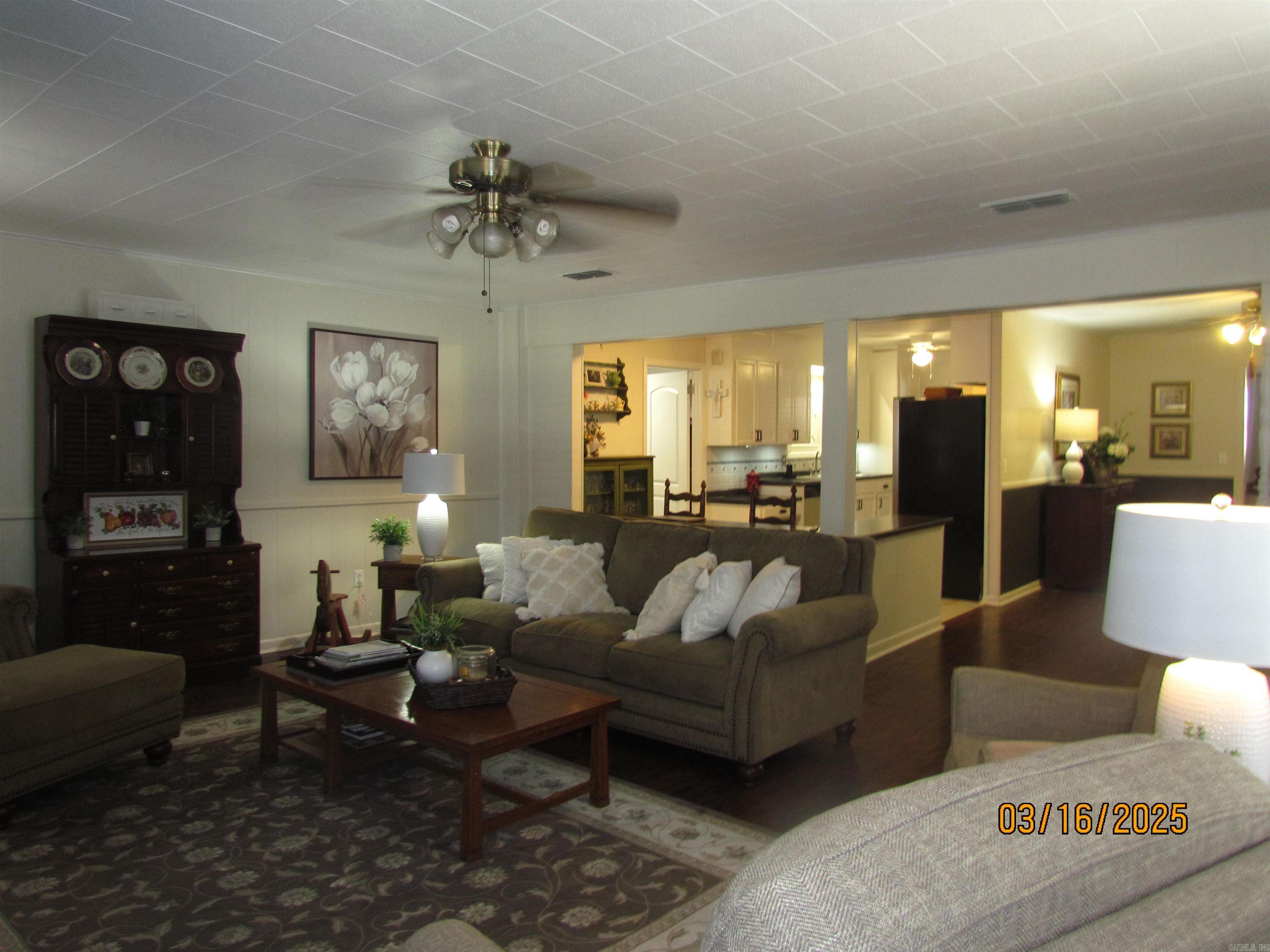 1415  Chestnut  Crossett, AR