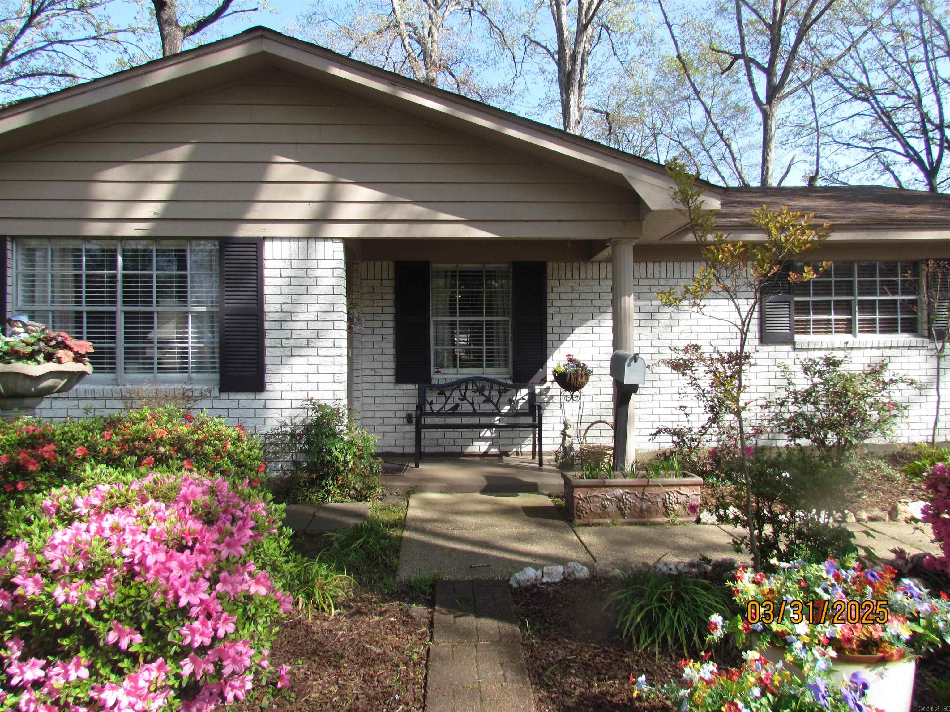 1415  Chestnut  Crossett, AR