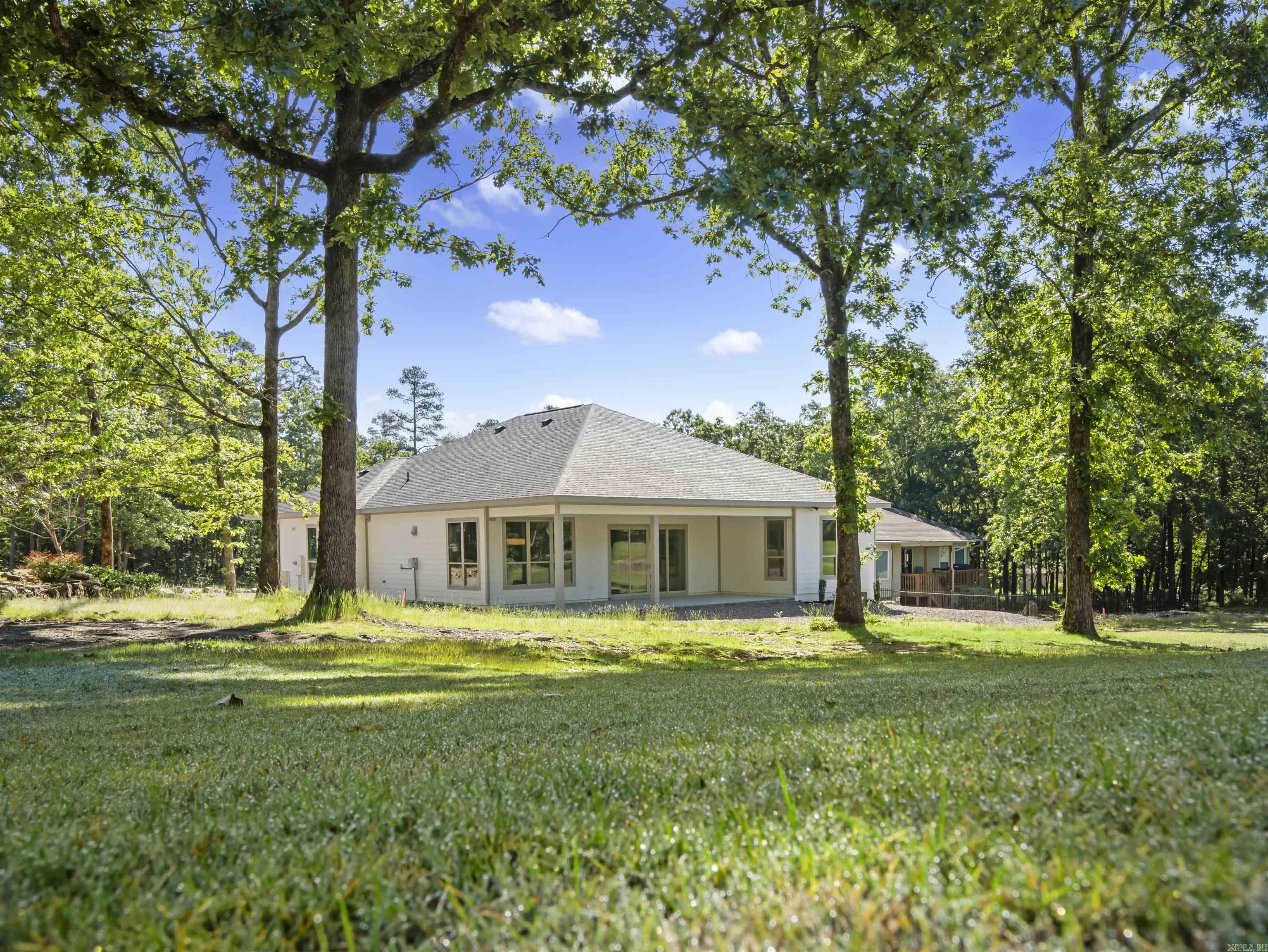 24  Zarina  Hot Springs Village, AR