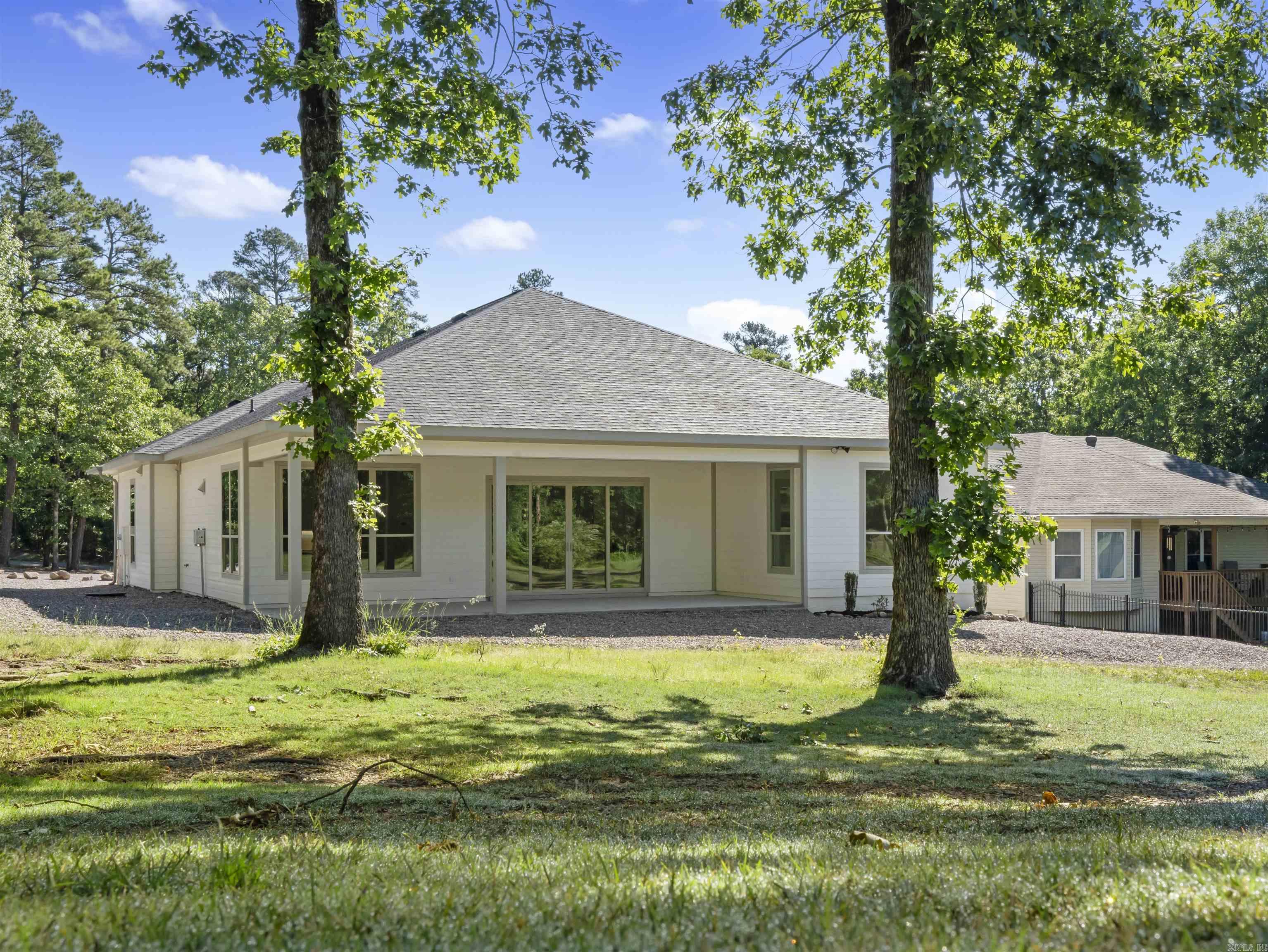 24  Zarina  Hot Springs Village, AR
