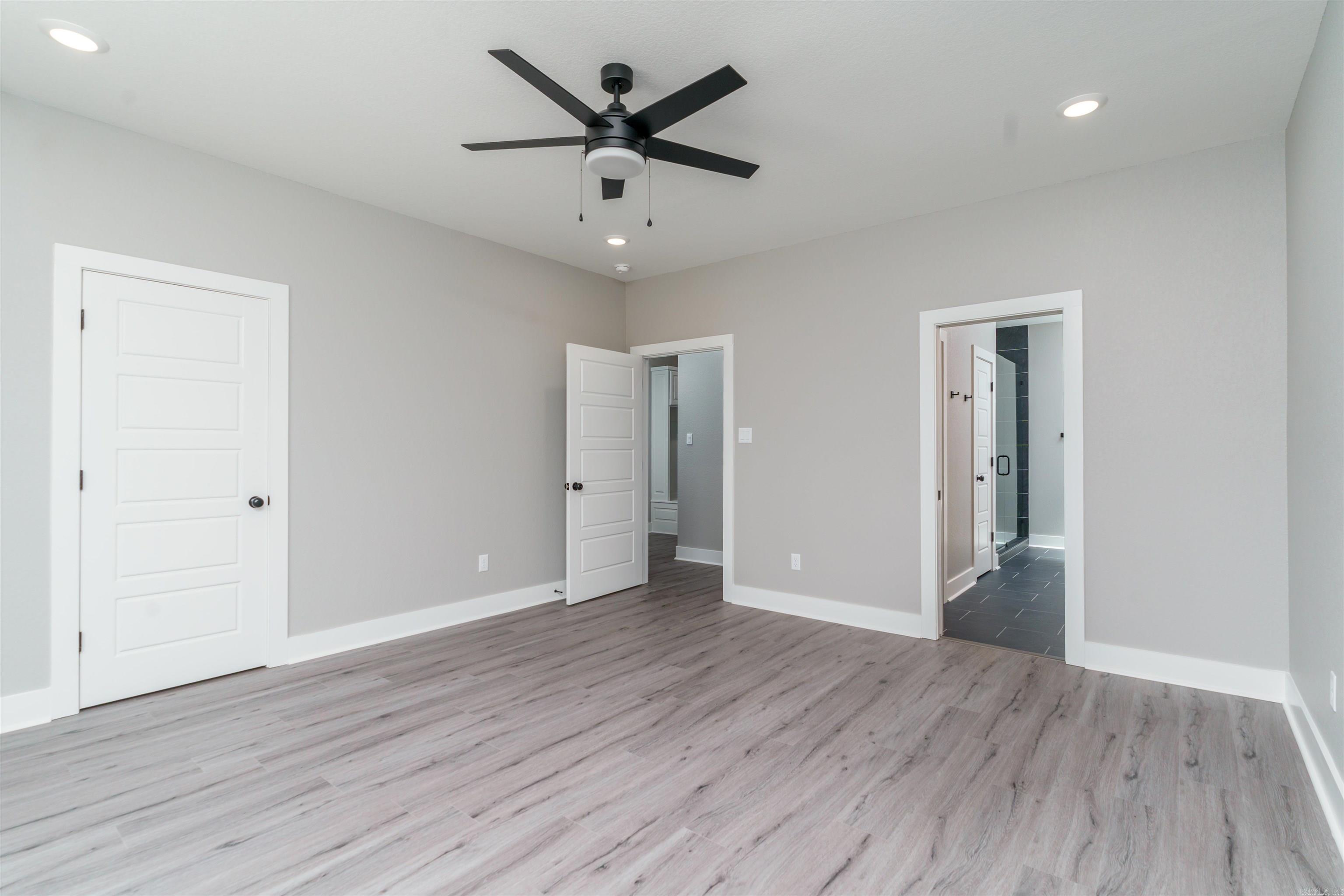 44  Cresta  Hot Springs Village, AR
