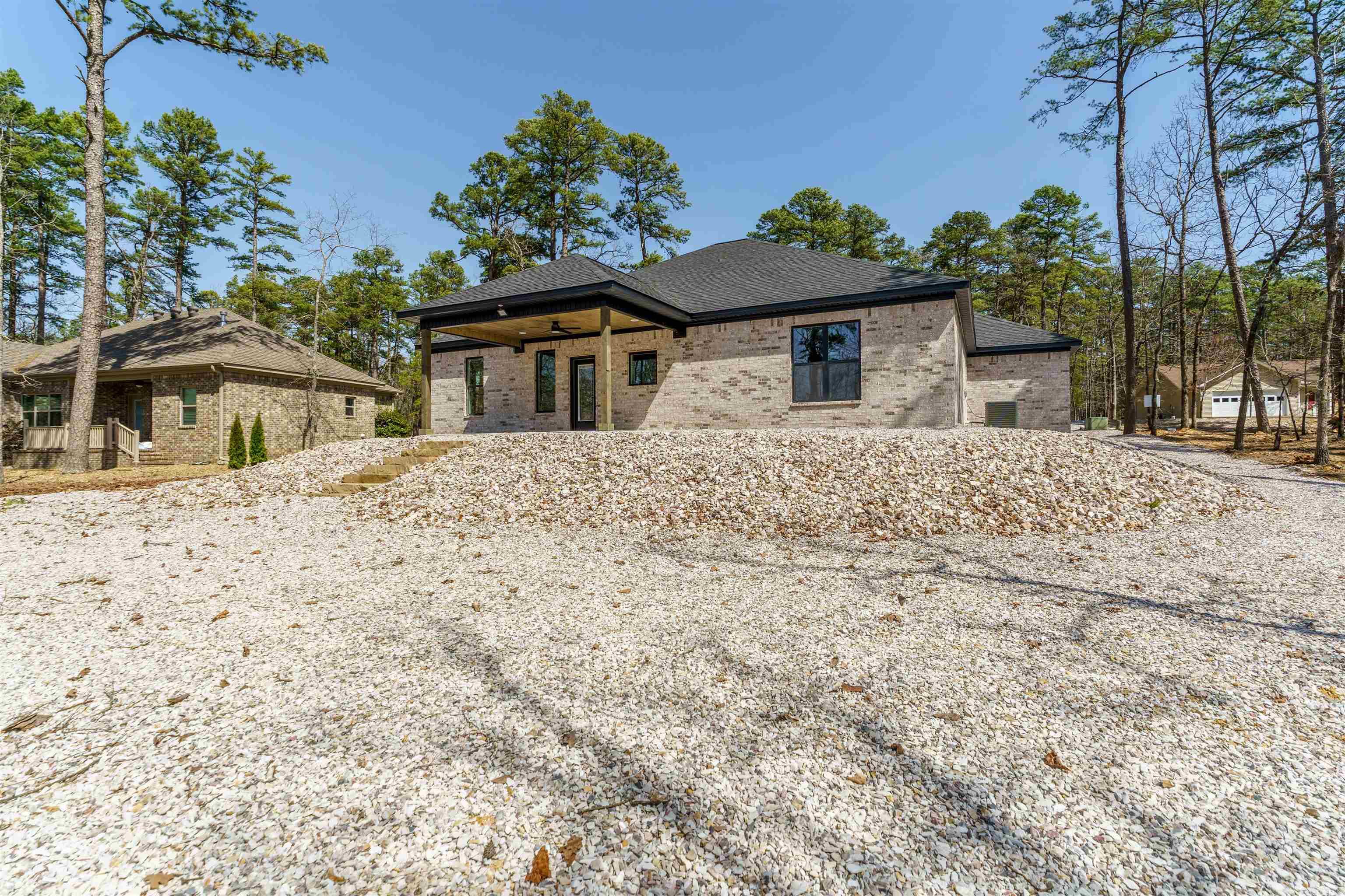 44  Cresta  Hot Springs Village, AR