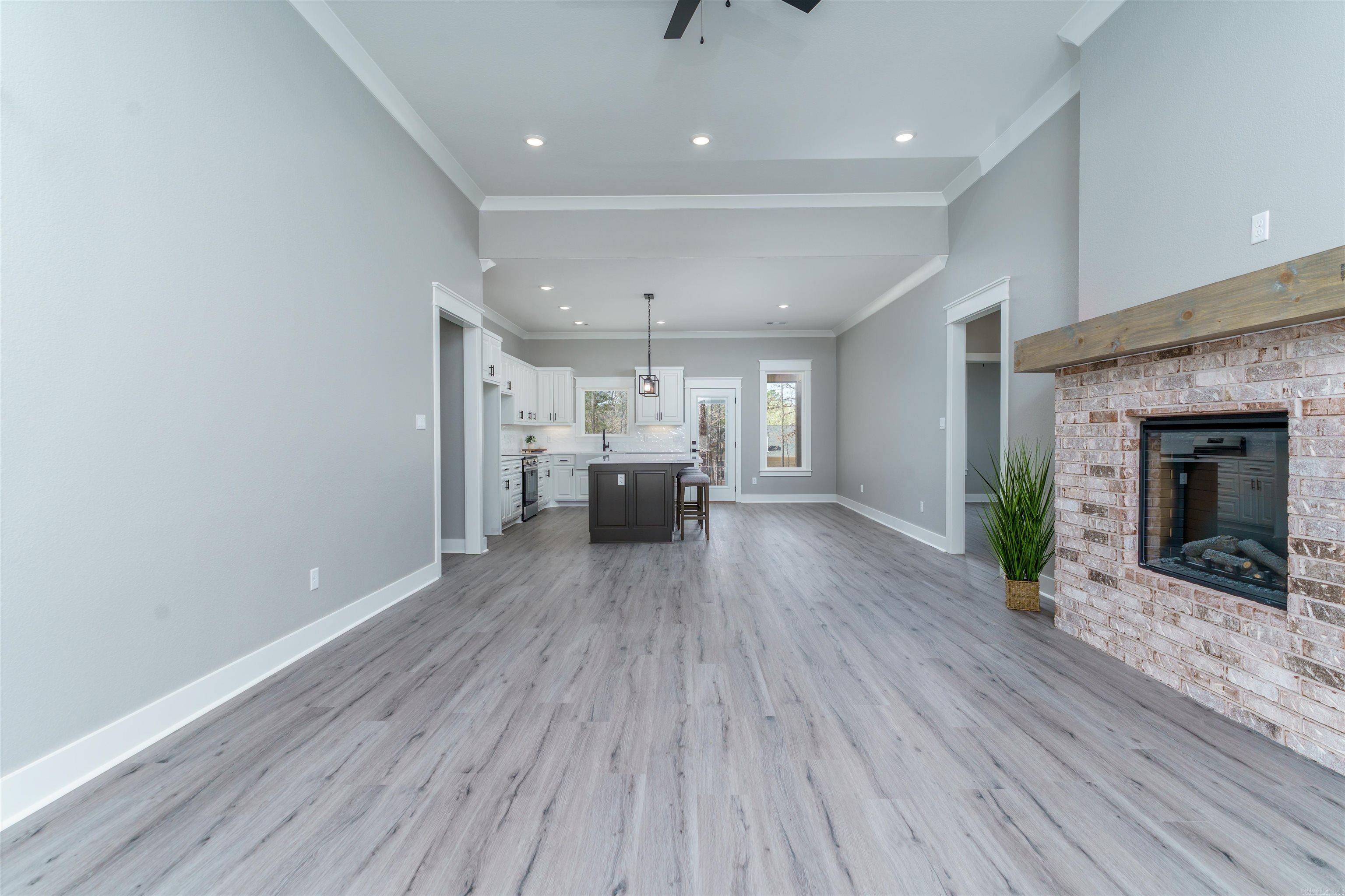 44  Cresta  Hot Springs Village, AR