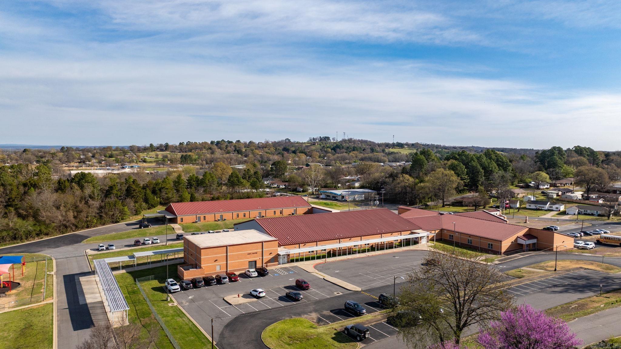 00  Winthrop Dr  Morrilton, AR