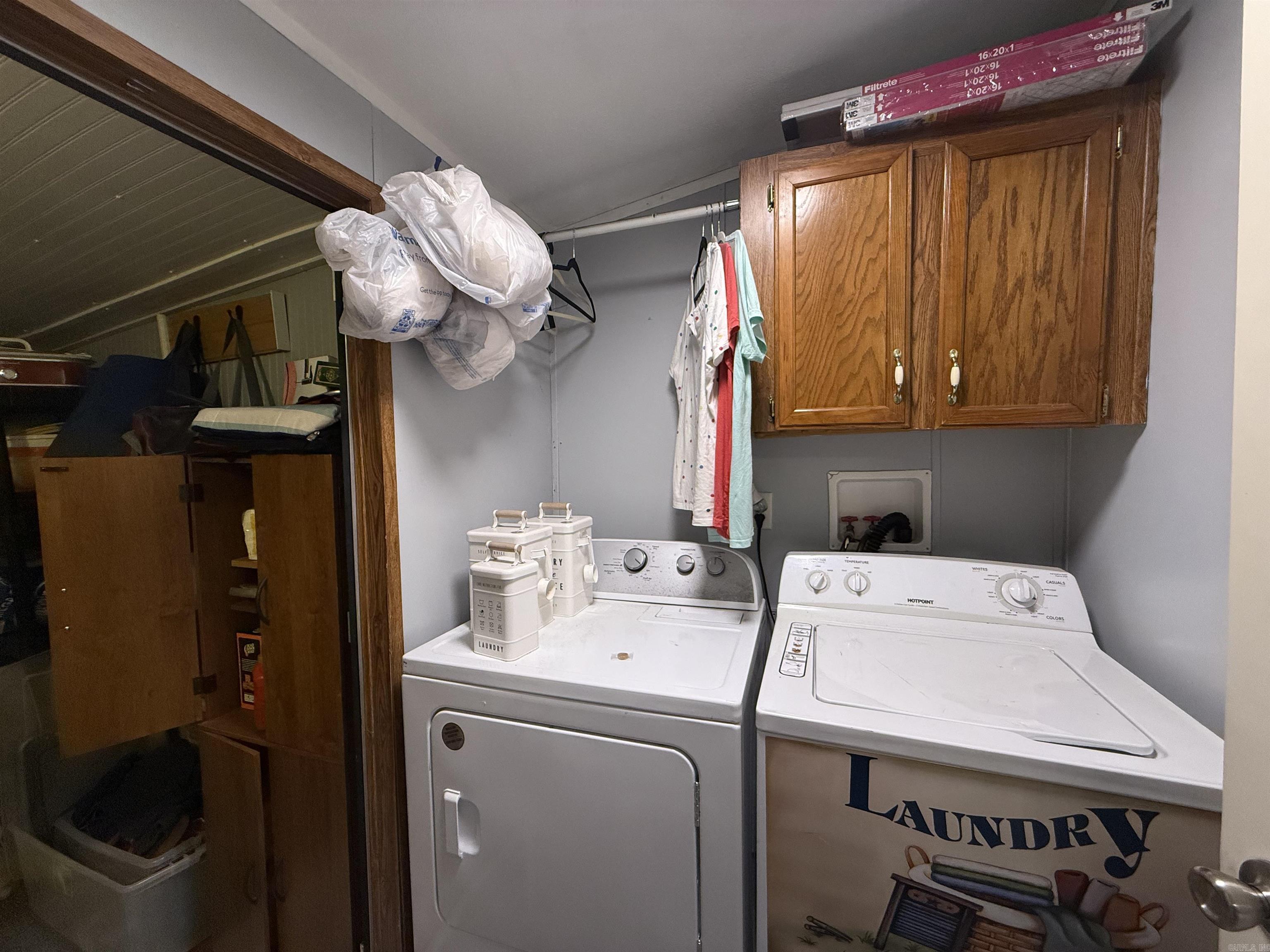 164  Murray  Hunter, AR