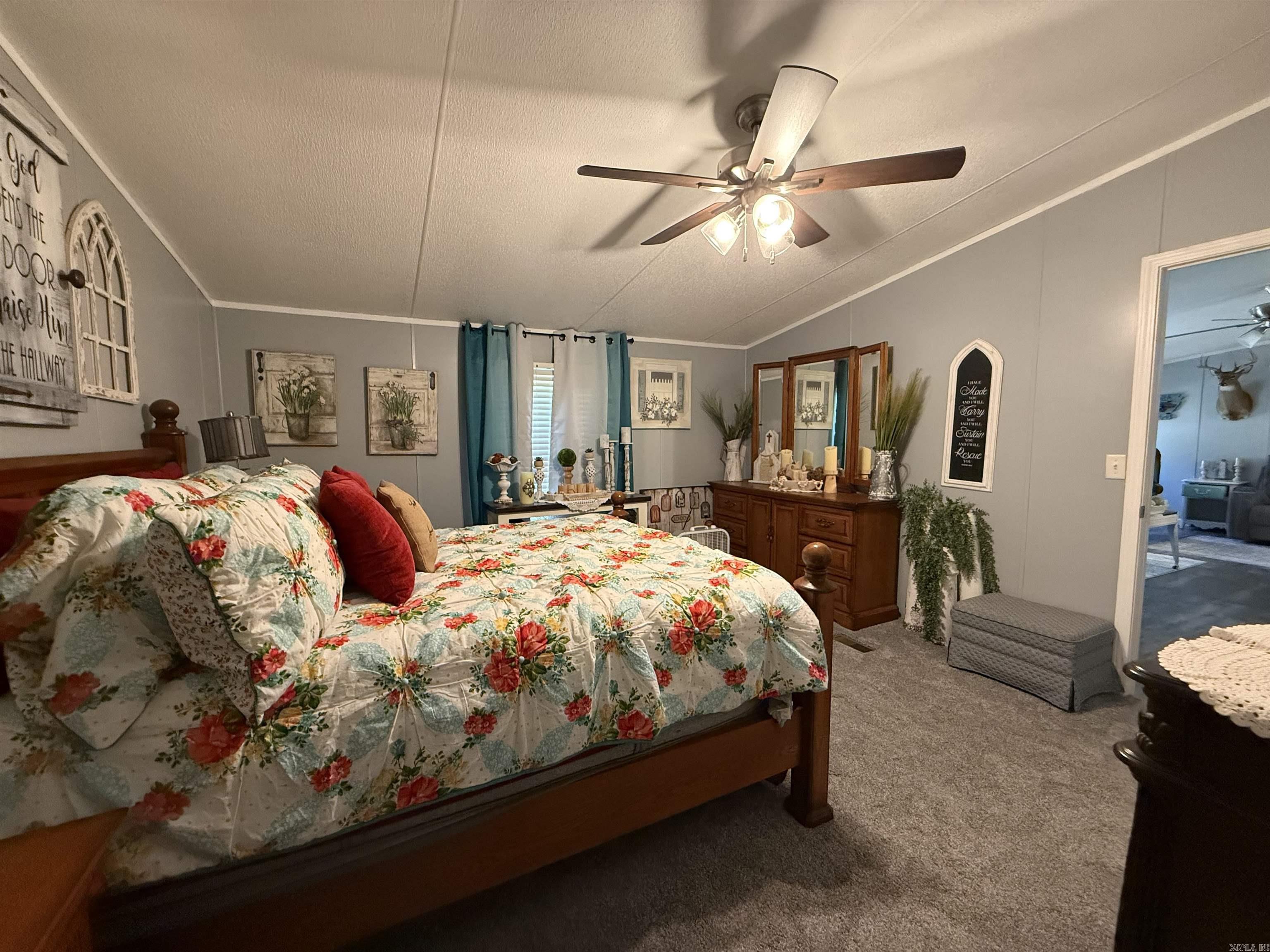 164  Murray  Hunter, AR