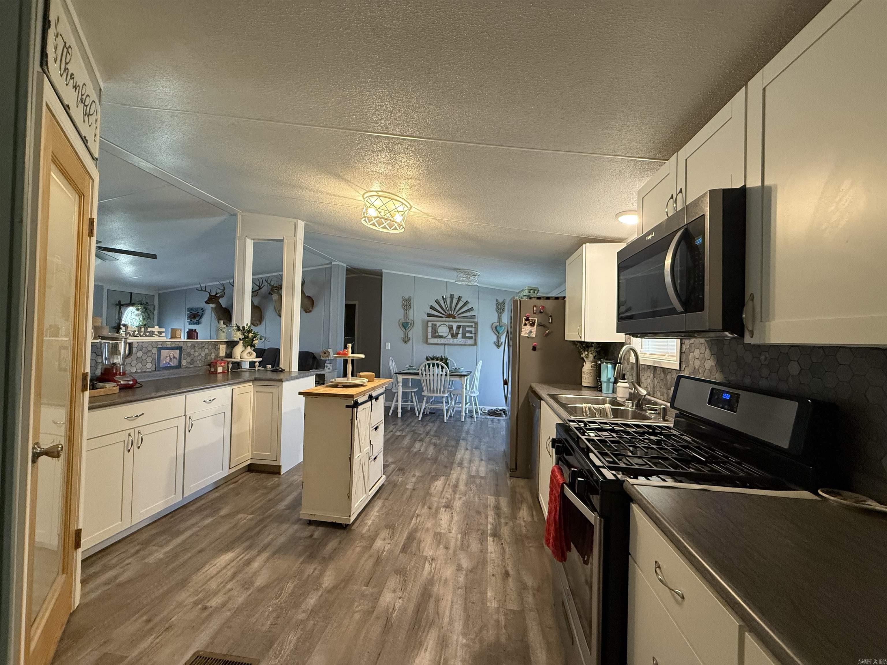 164  Murray  Hunter, AR