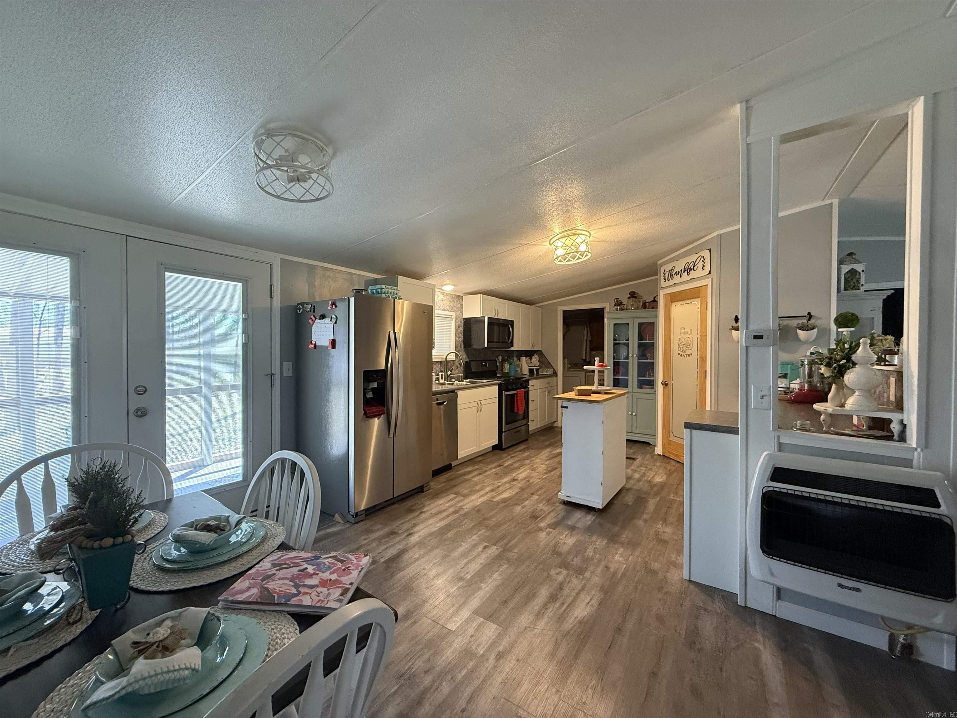 164  Murray  Hunter, AR