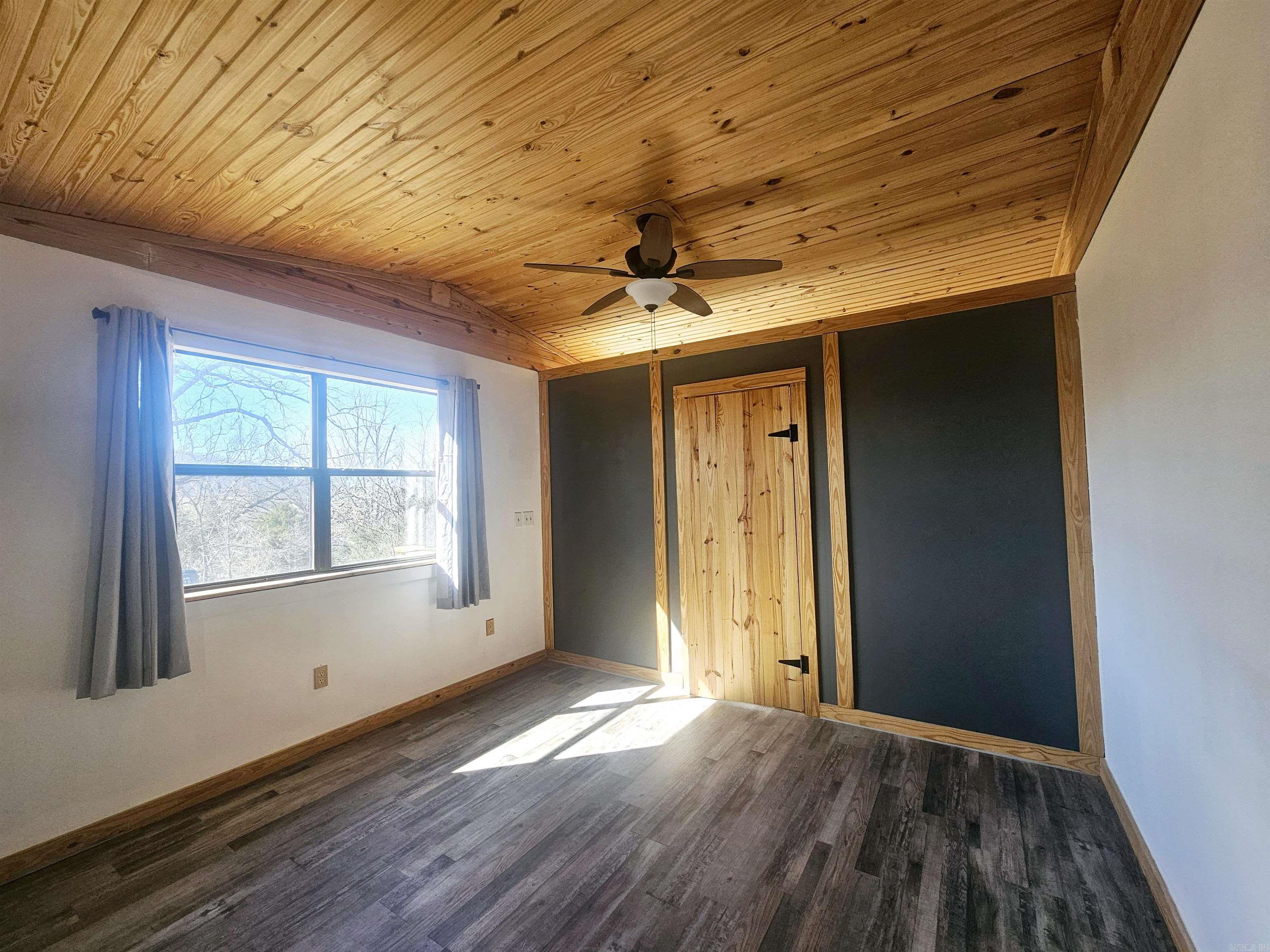 1826 Marsena Road Marshall, AR 72650