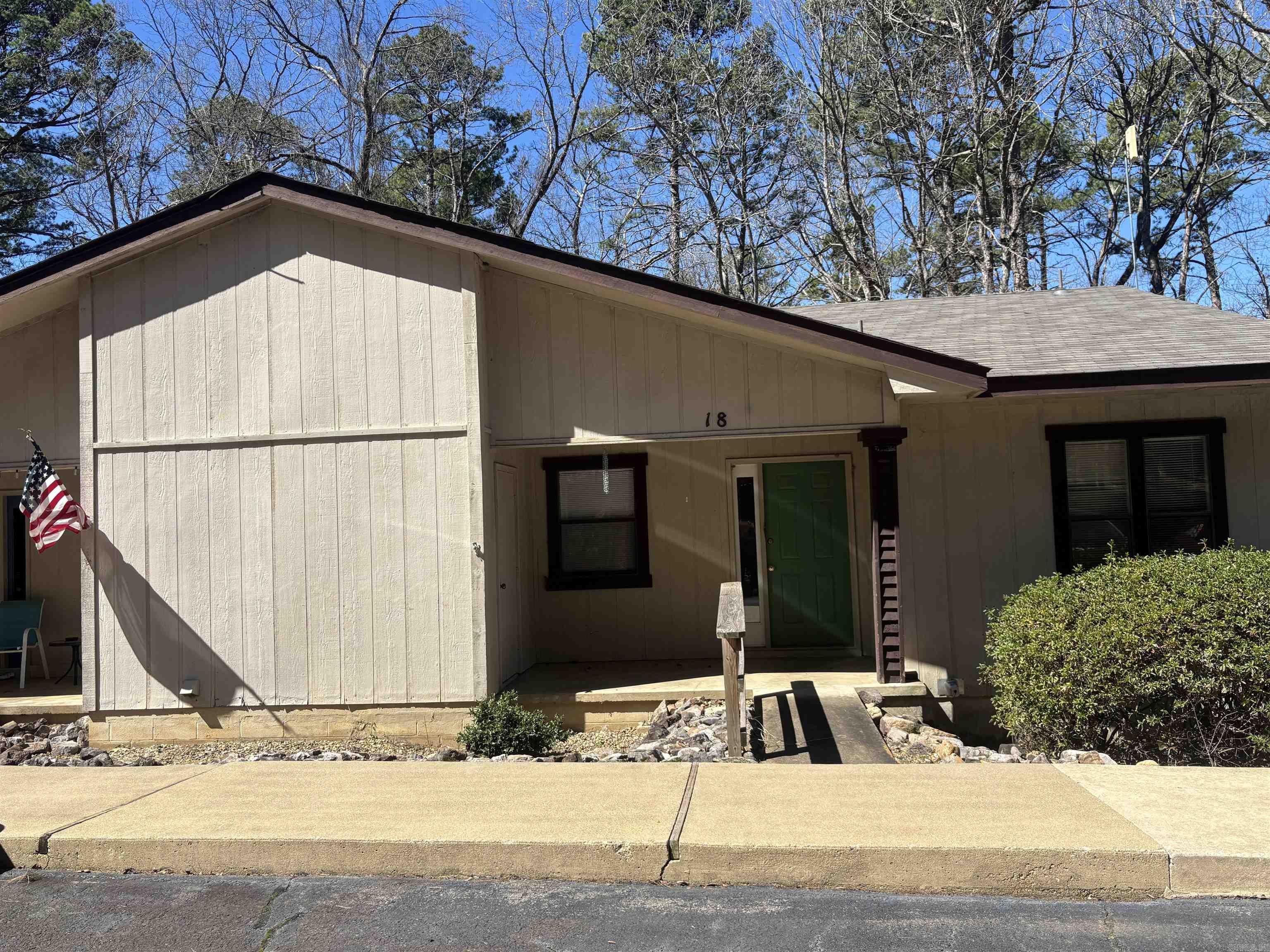18  Lonjeta  Hot Springs Village, AR