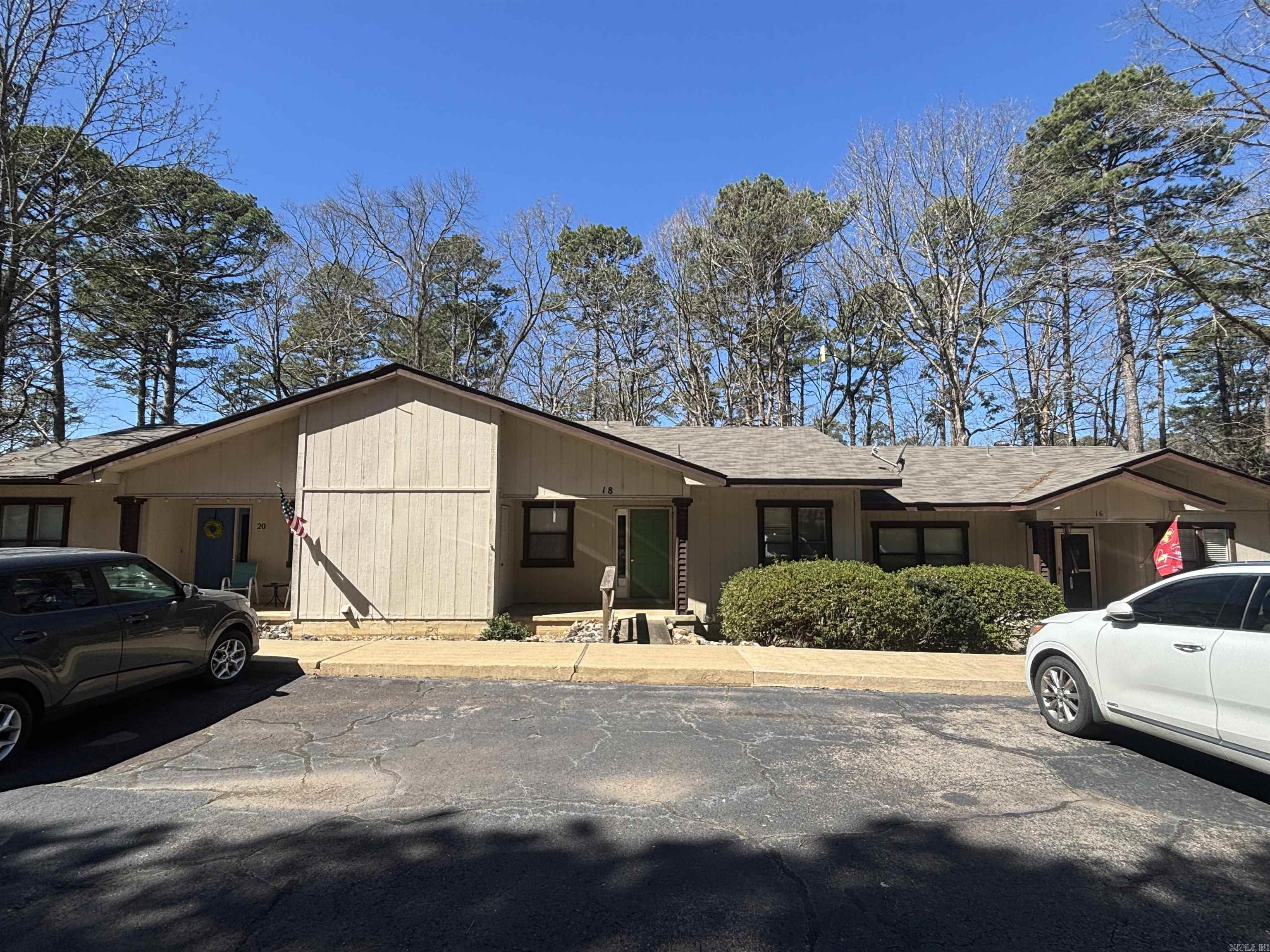 18  Lonjeta  Hot Springs Village, AR