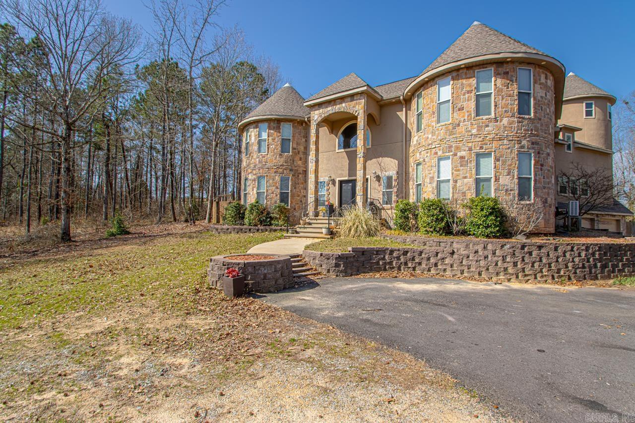 1045  Scarlett  Bauxite, AR