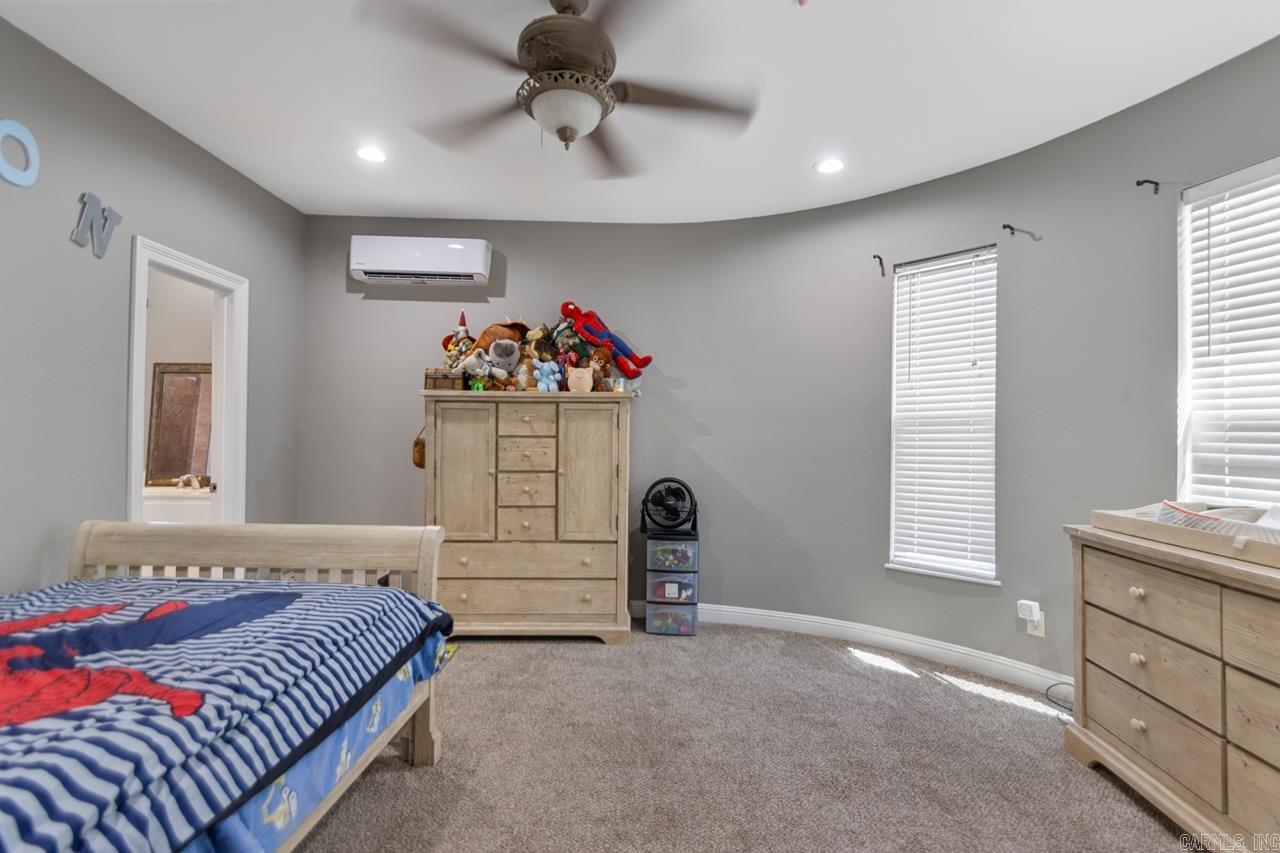 1045  Scarlett  Bauxite, AR