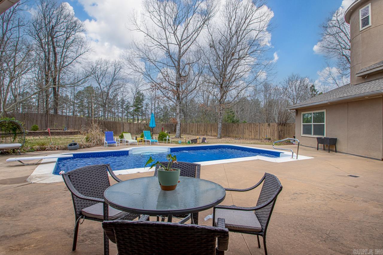 1045 Scarlett Lane Bauxite, AR 72011
