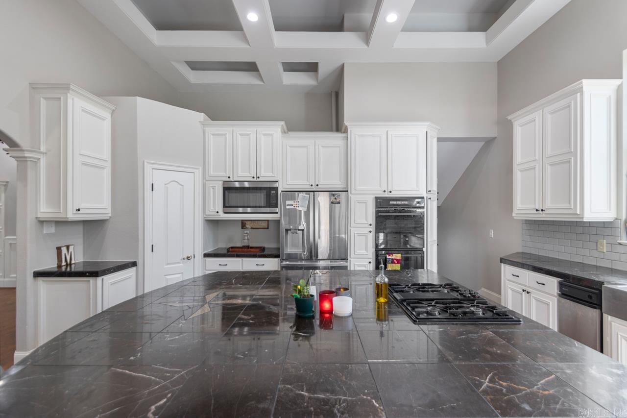 1045  Scarlett  Bauxite, AR