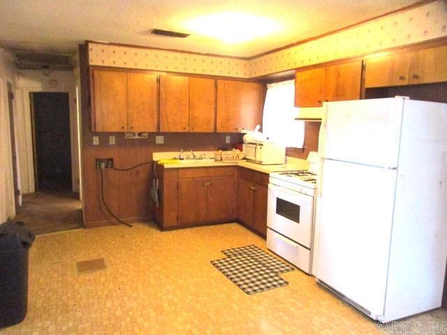 2713  Claremont  Pine Bluff, AR