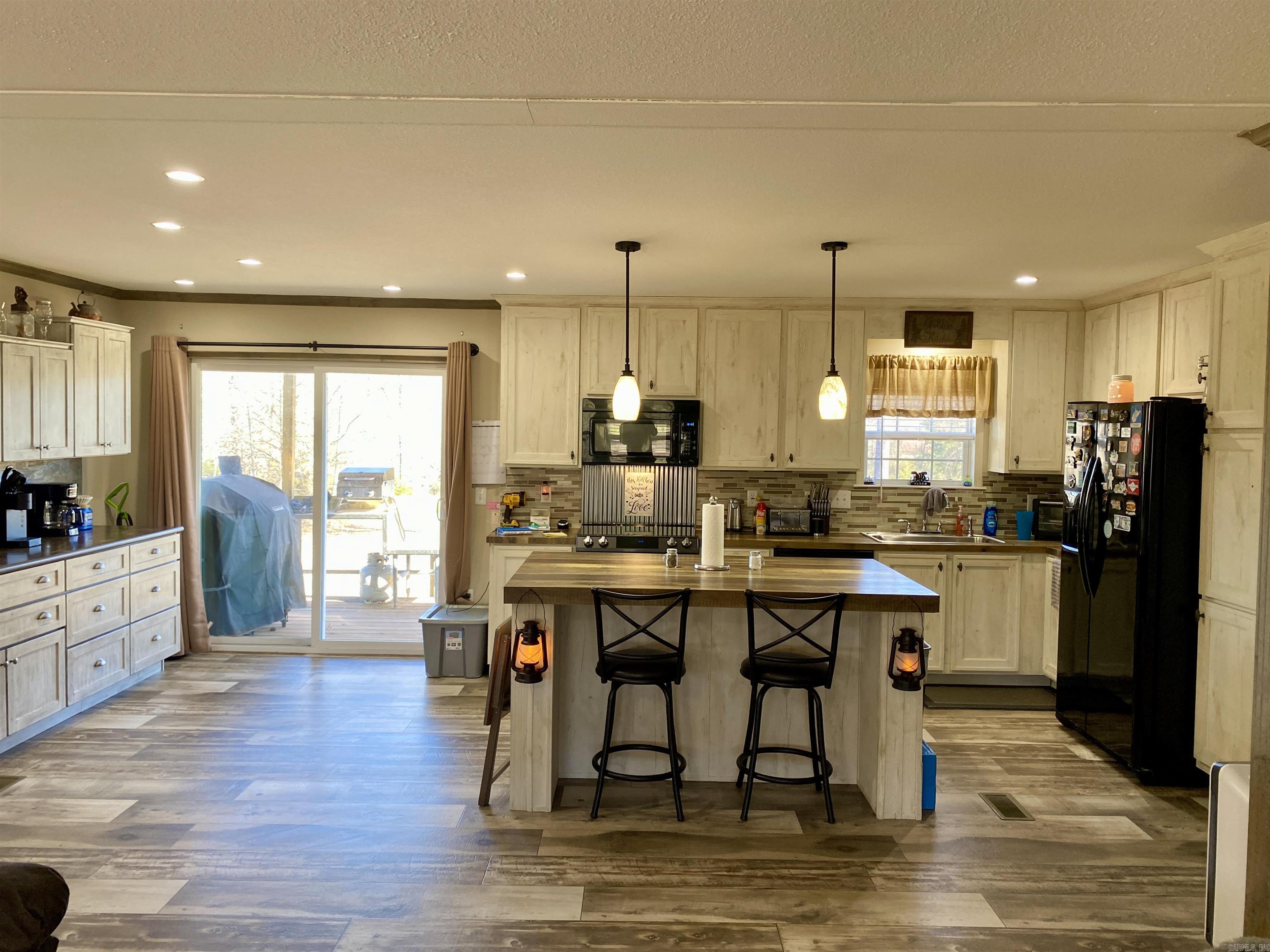 252  Private Road 3317  Clarksville, AR