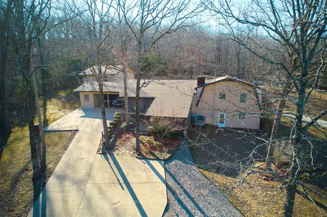 600 W Clayton St  Hardy, AR