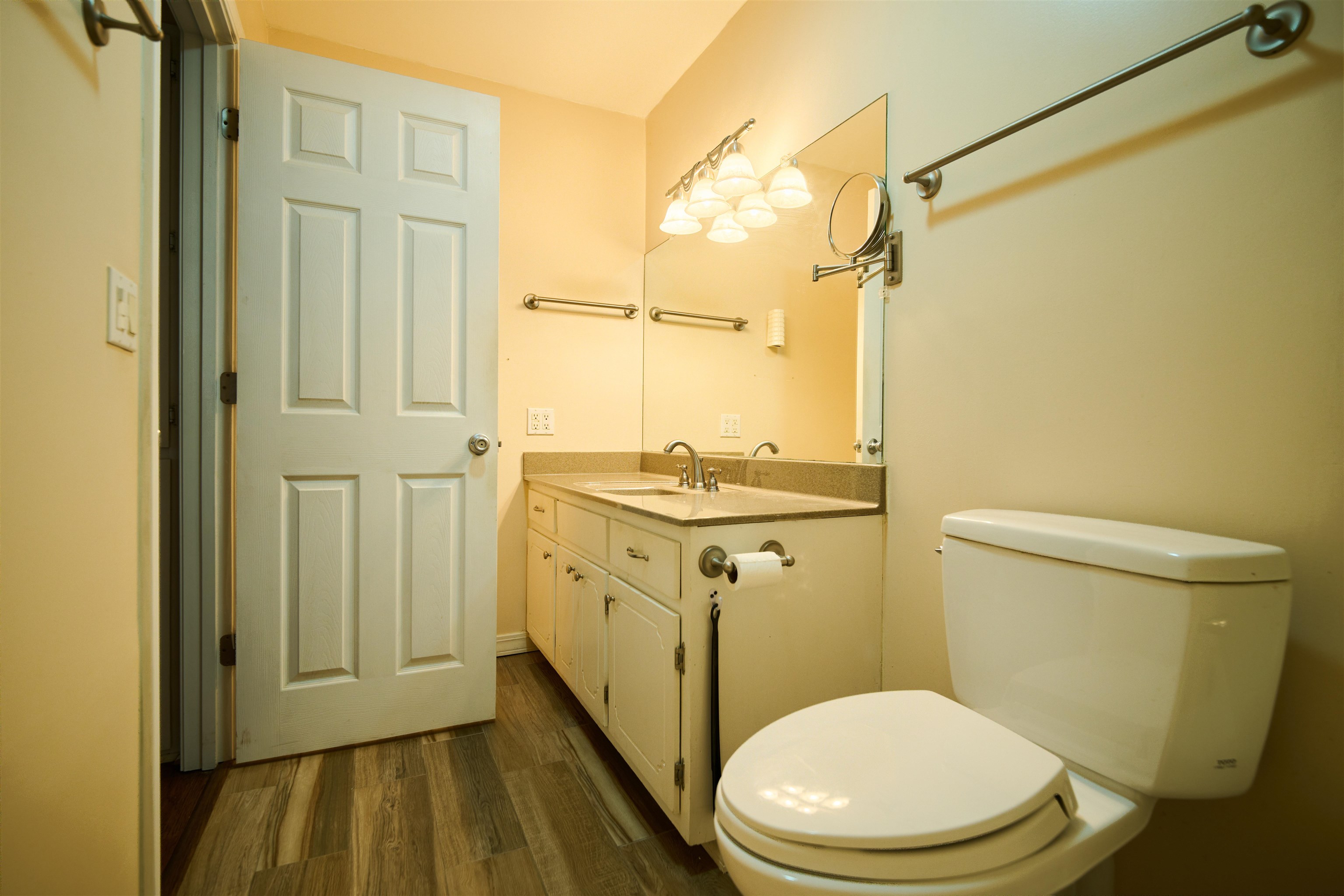 600 W Clayton St Hardy, AR 72542