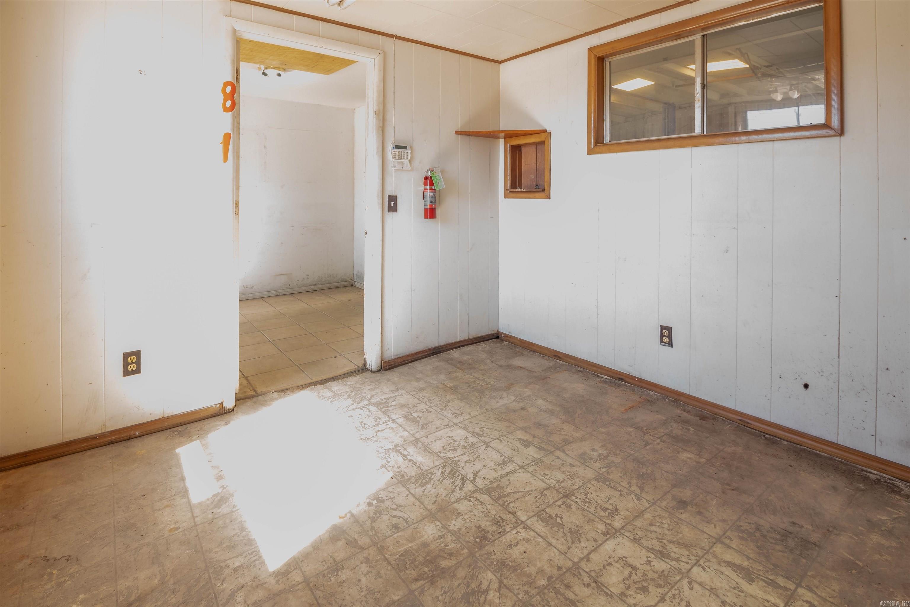 2100 & 2102 W Main  Clarksville, AR