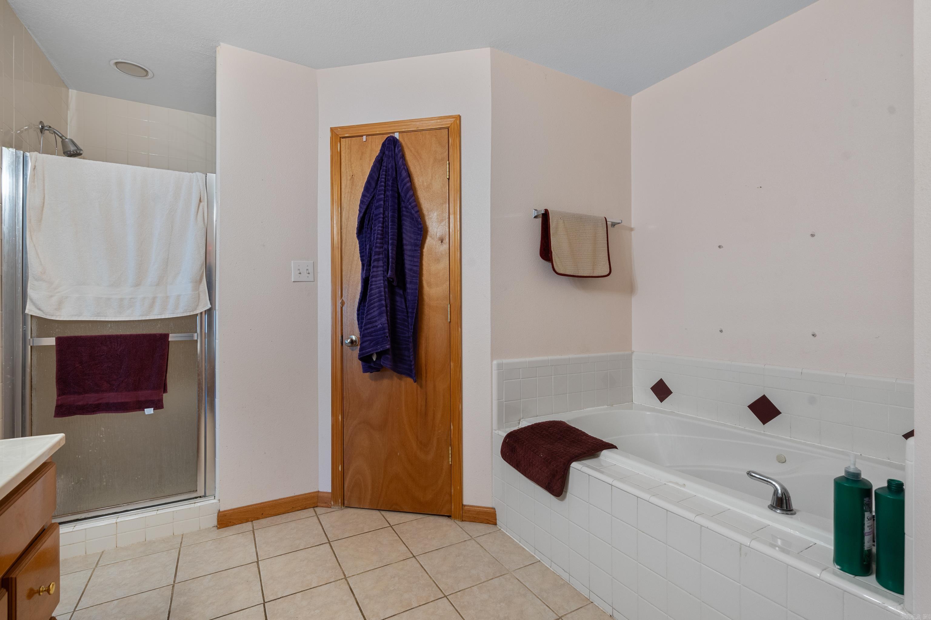 127  Mountain Meadow  Hot Springs, AR