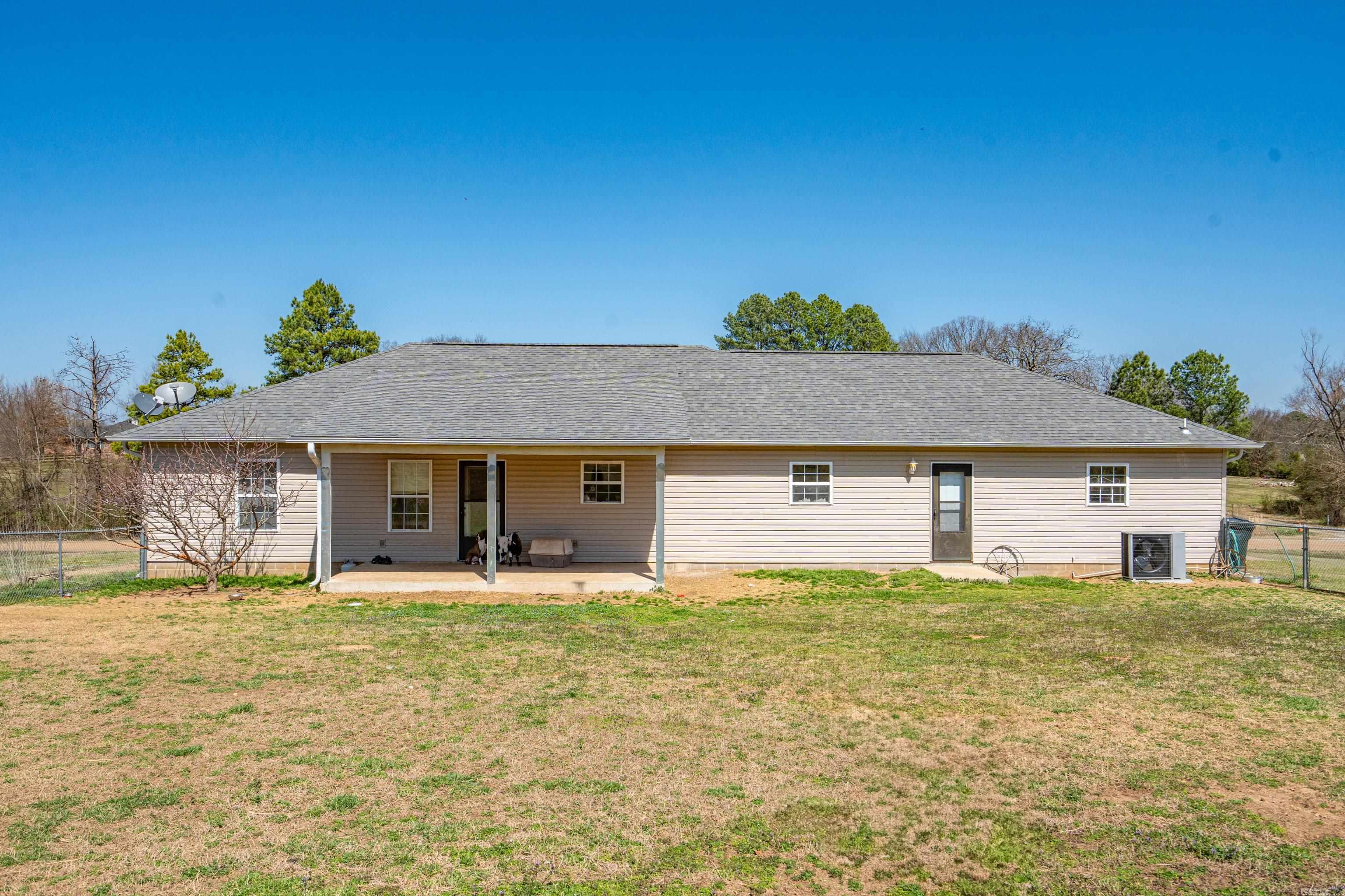 127  Mountain Meadow  Hot Springs, AR