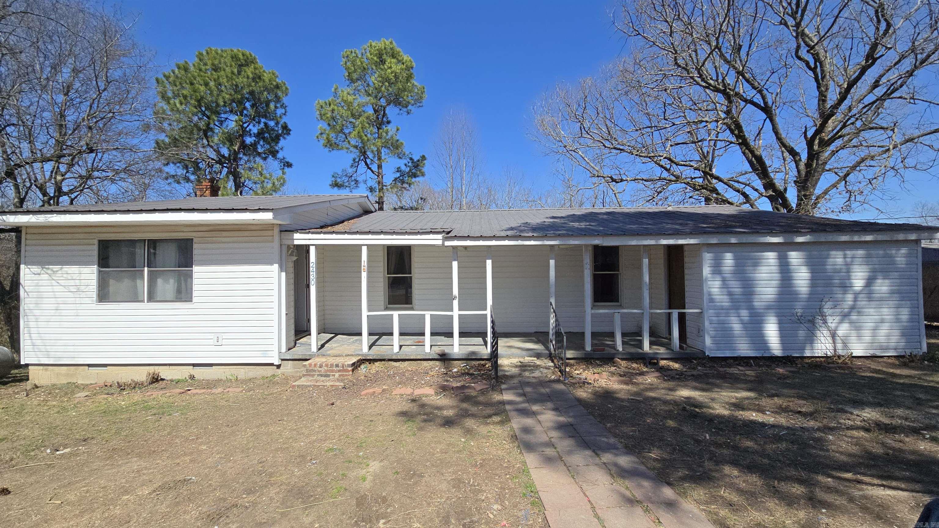 2430  Claxton  Cushman, AR