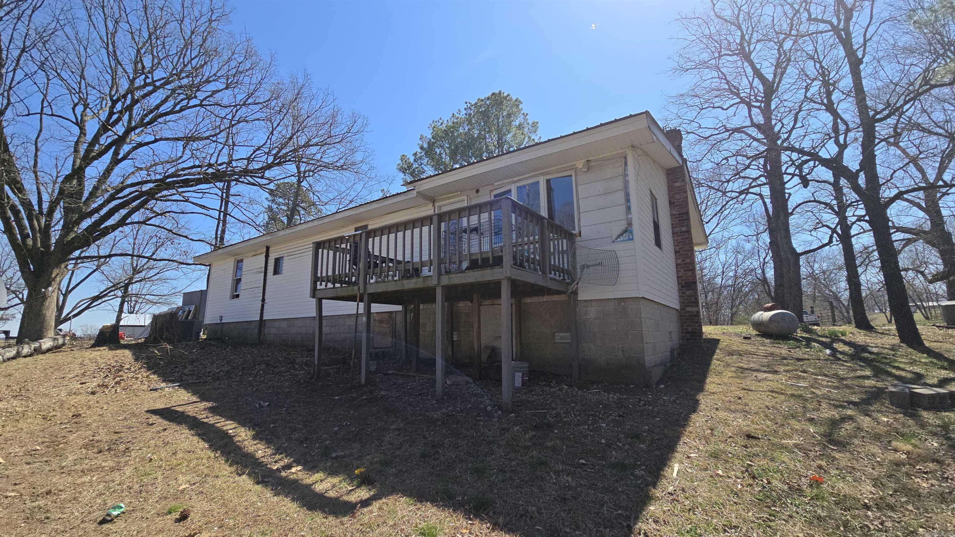 2430  Claxton  Cushman, AR