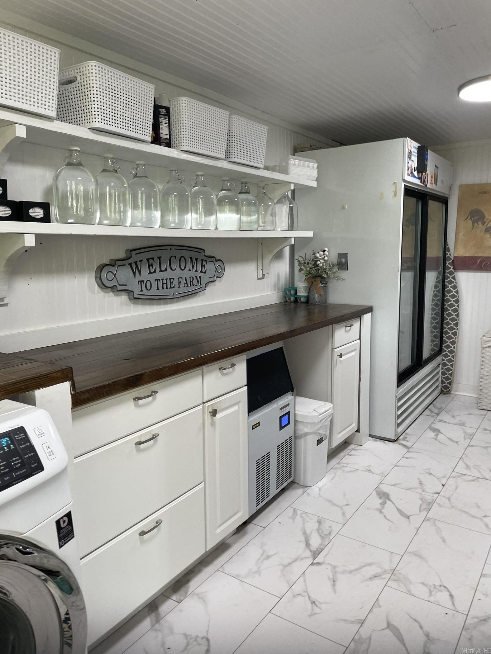 1338  Gray Loop  Leola, AR